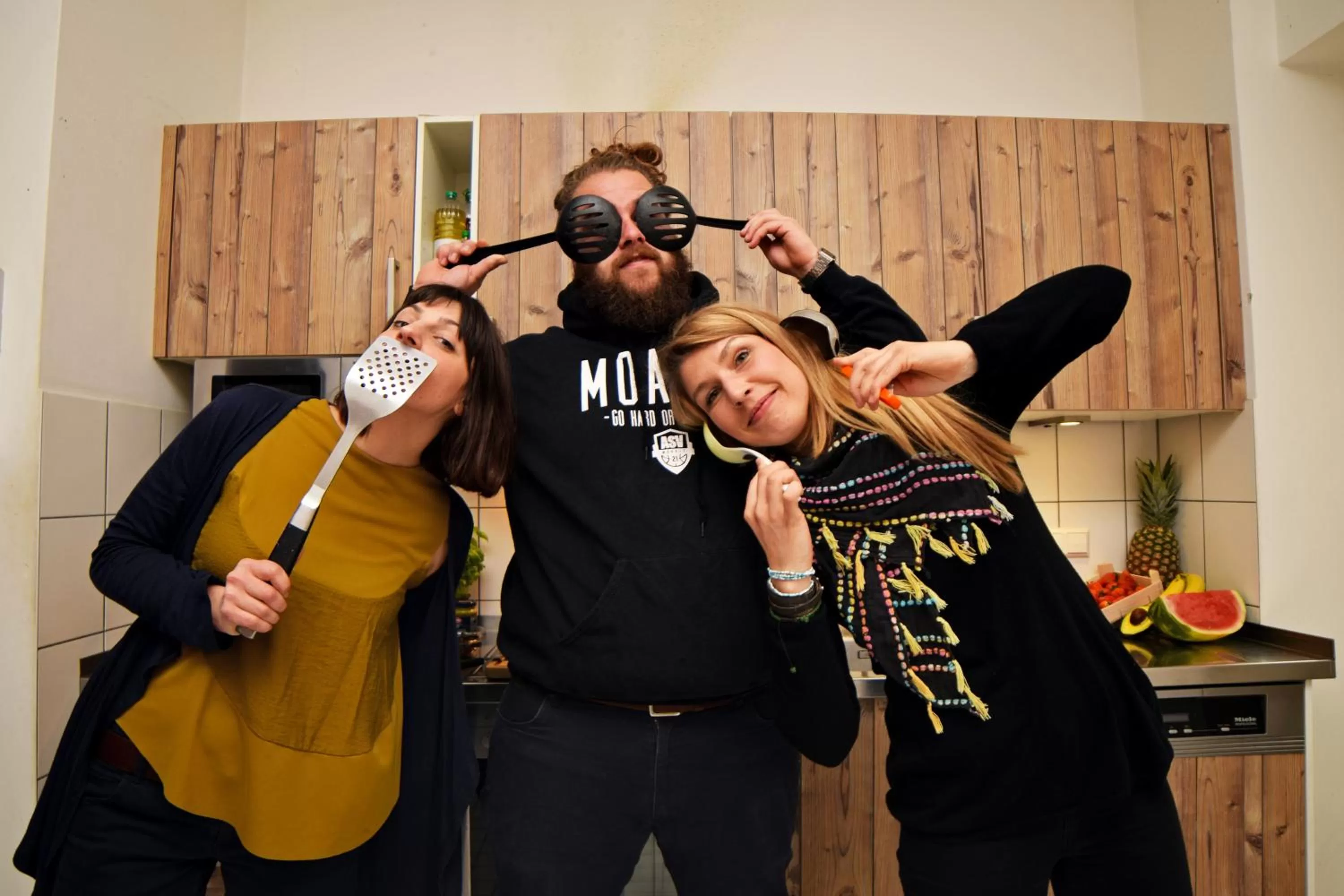 Communal kitchen in Amstel House Hostel
