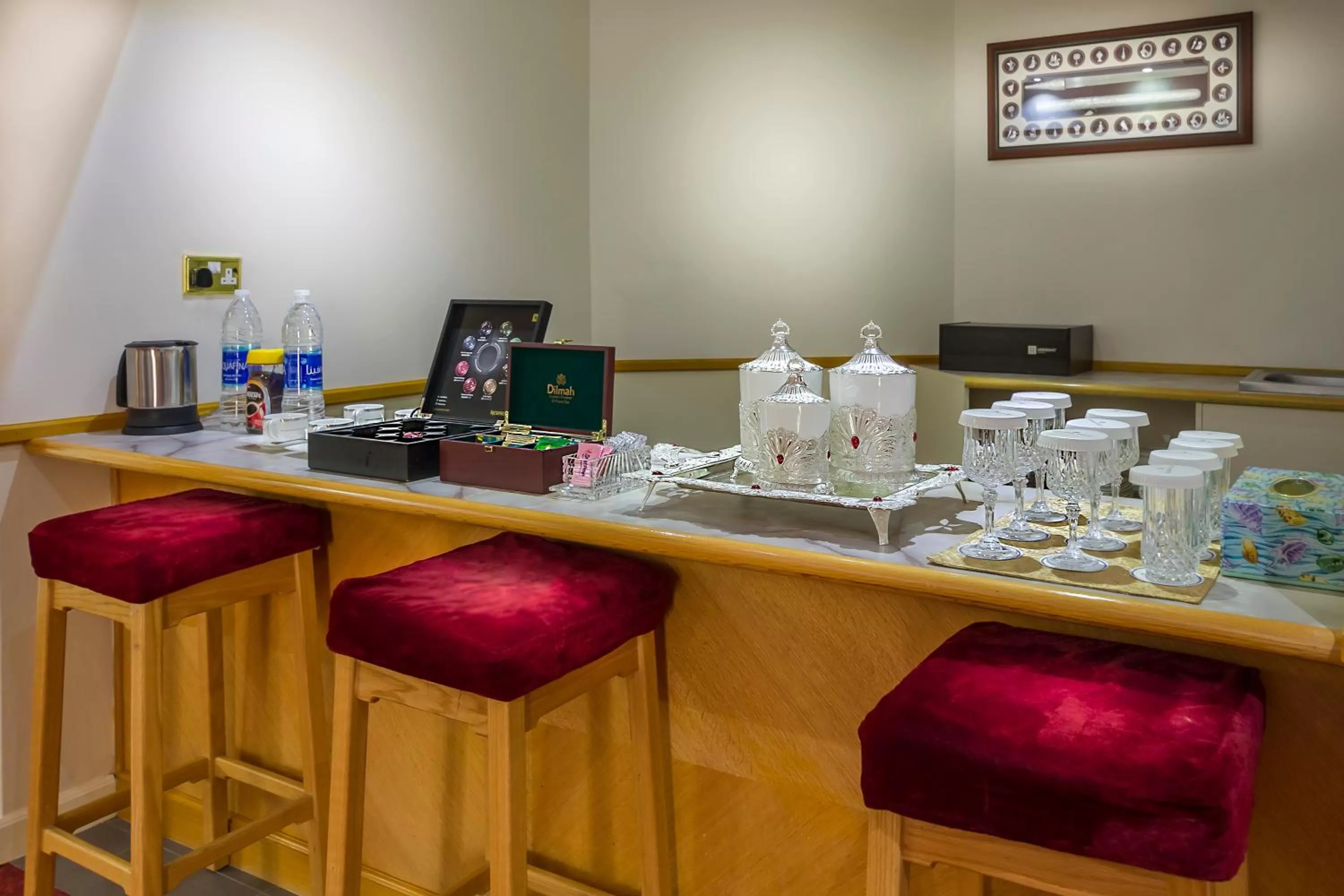 Kitchen or kitchenette in Golden Tulip Nizwa Hotel