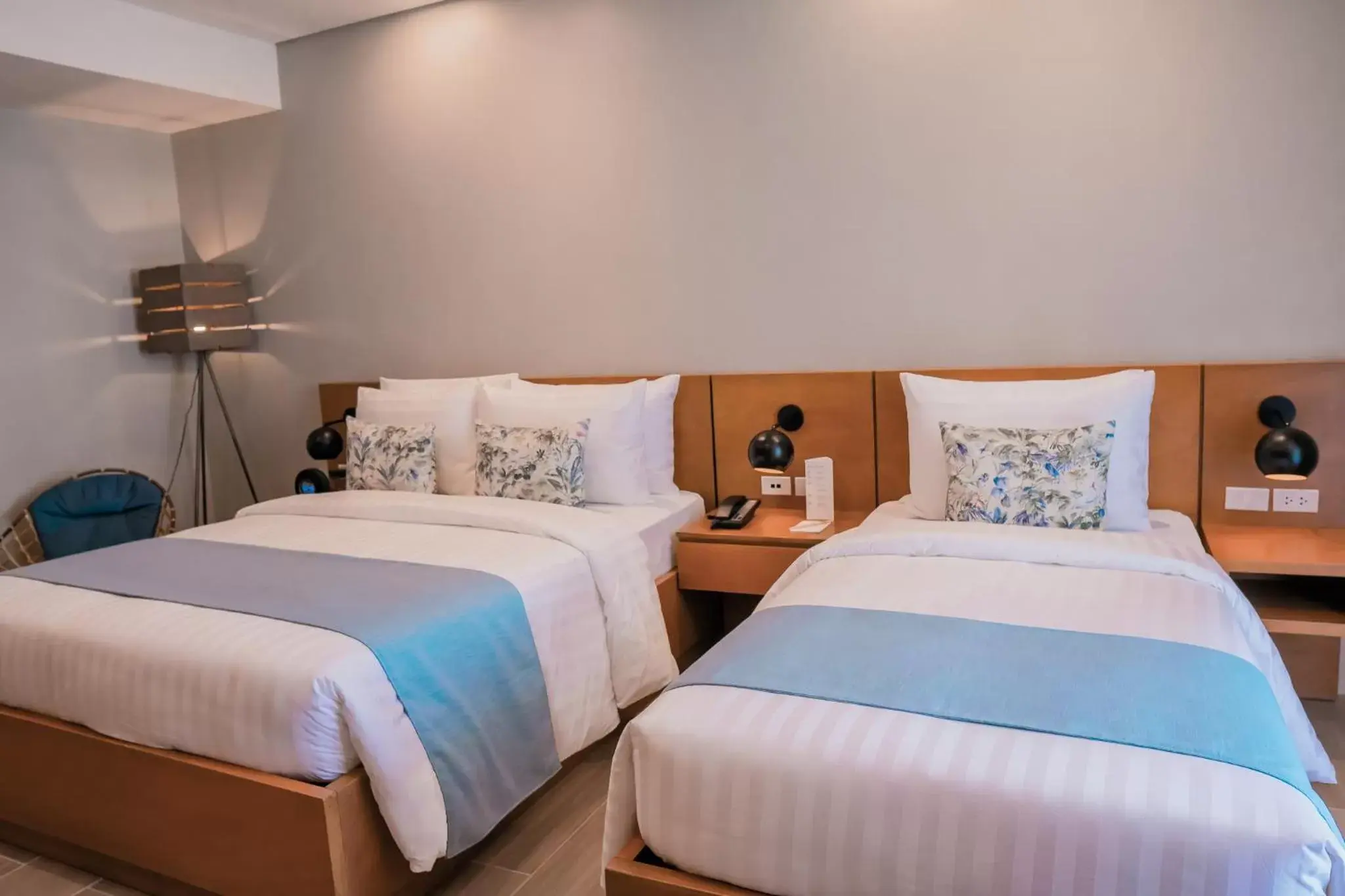 Family Room in Charlie's El Nido Managed by HII Family Room in Charlie's El Nido Managed by HII