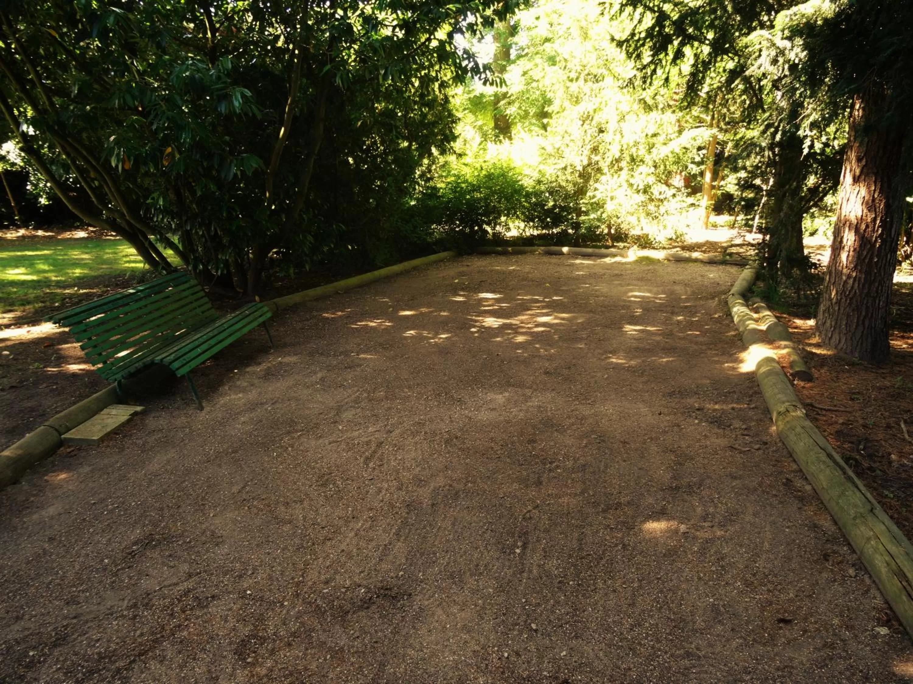 Entertainment in Villa La Clef Des Champs