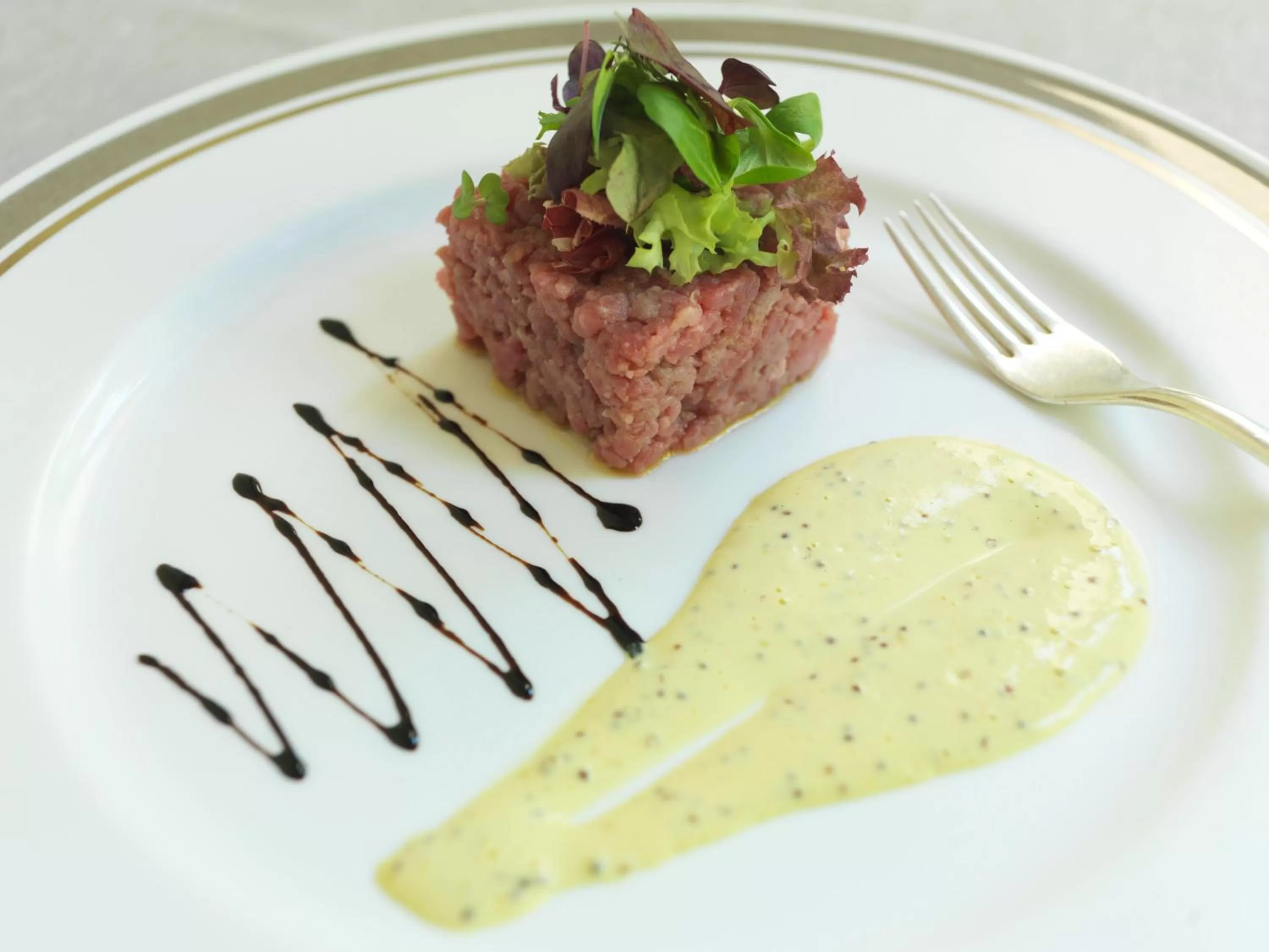 Food in Rocco Forte Hotel De Russie