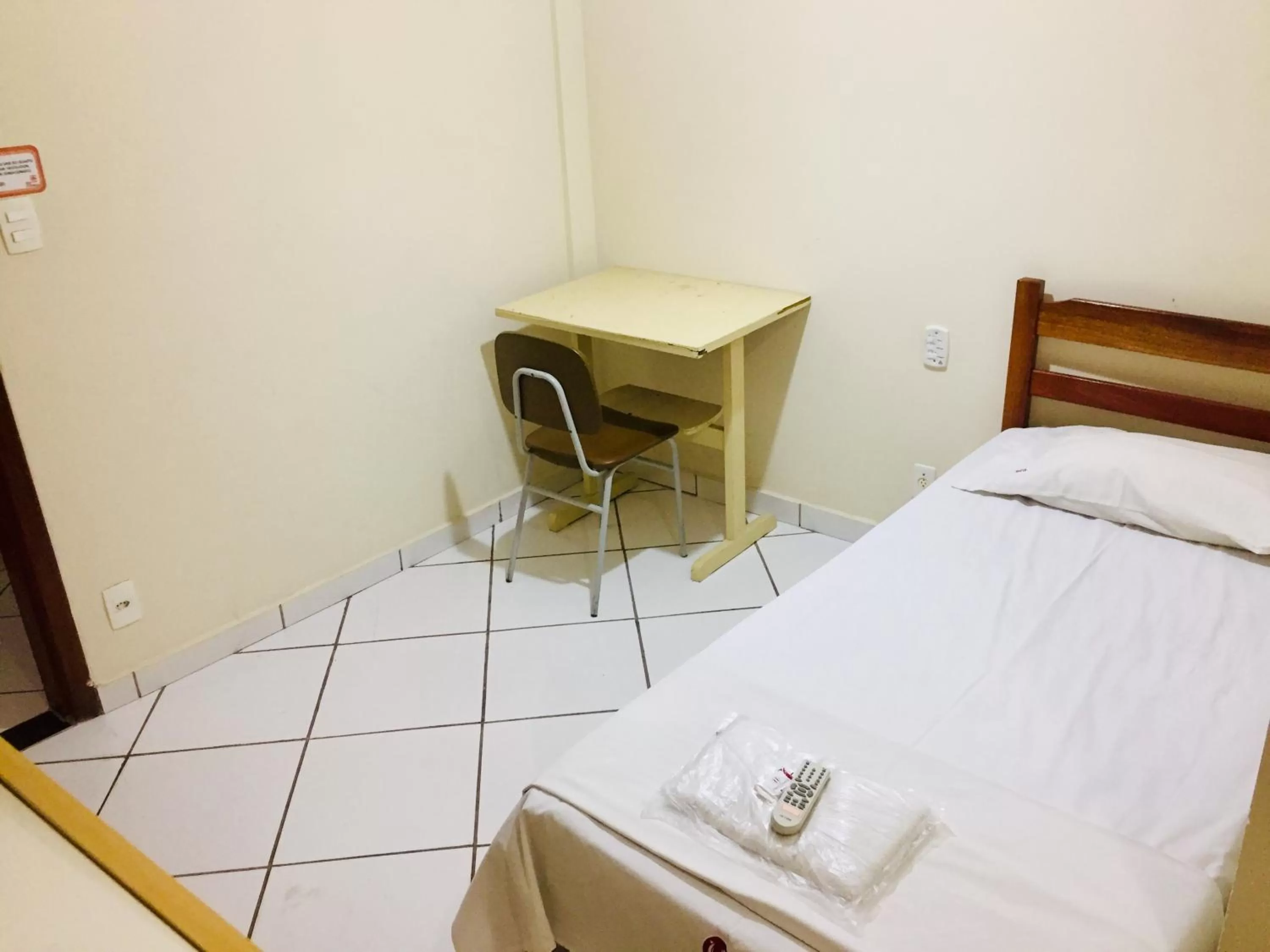 Bed in Hotel Oliveira