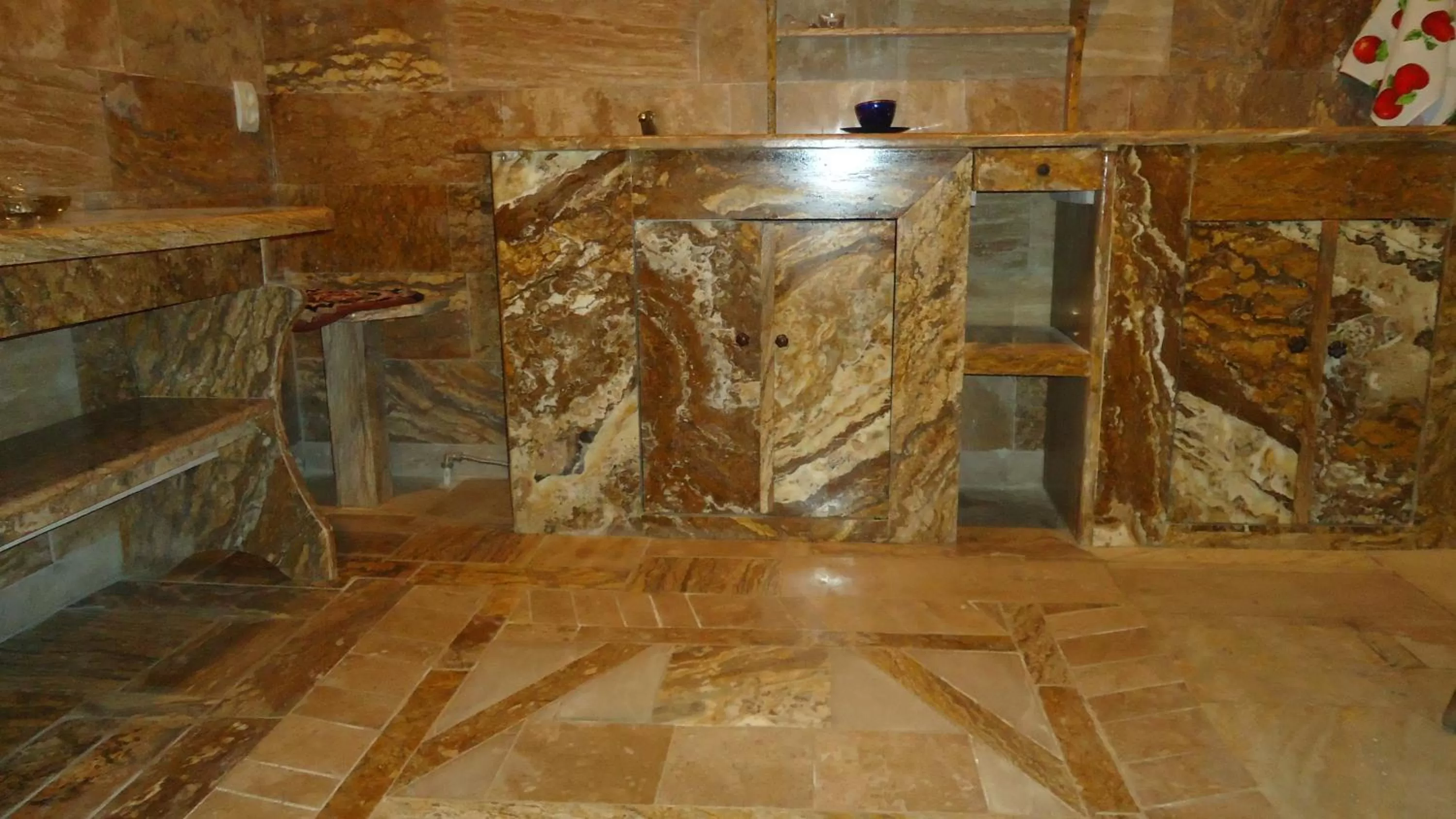 Communal kitchen in Spandaryan House