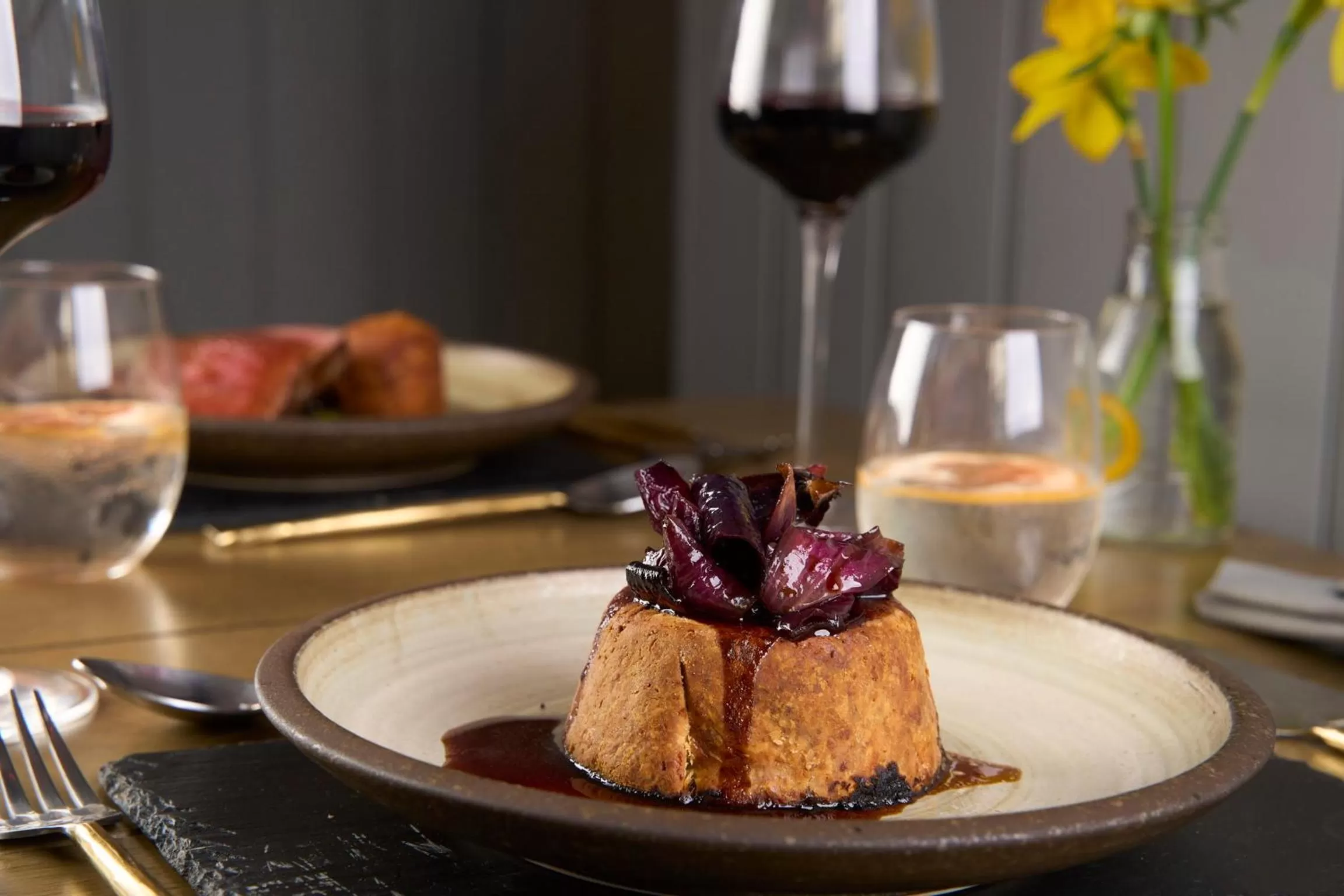 Food and drinks in The White Hart Hotel