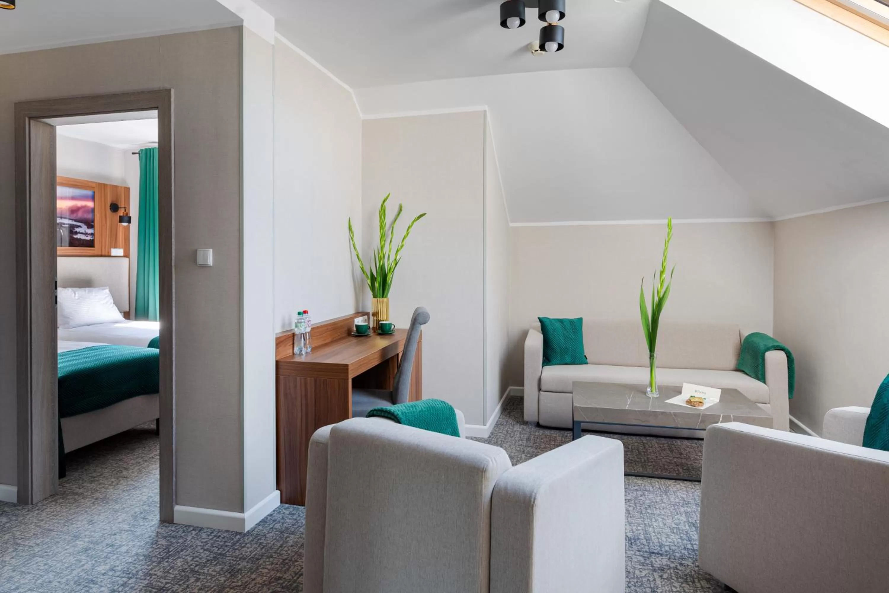 Seating area, Bed in Apartamenty i pokoje Montana