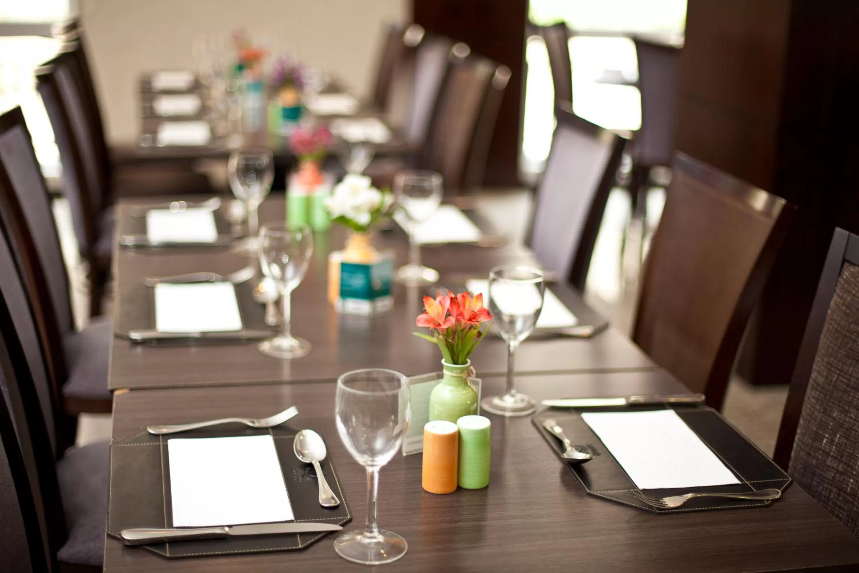 Restaurant/places to eat in Quality Hotel Curitiba