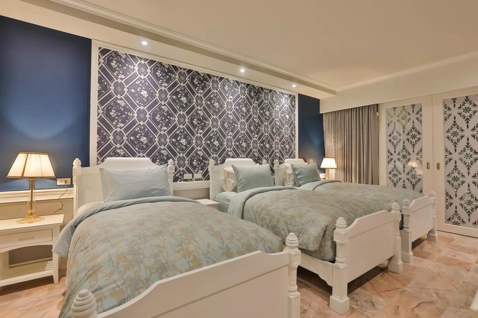 Bed in At Pingnakorn Riverside