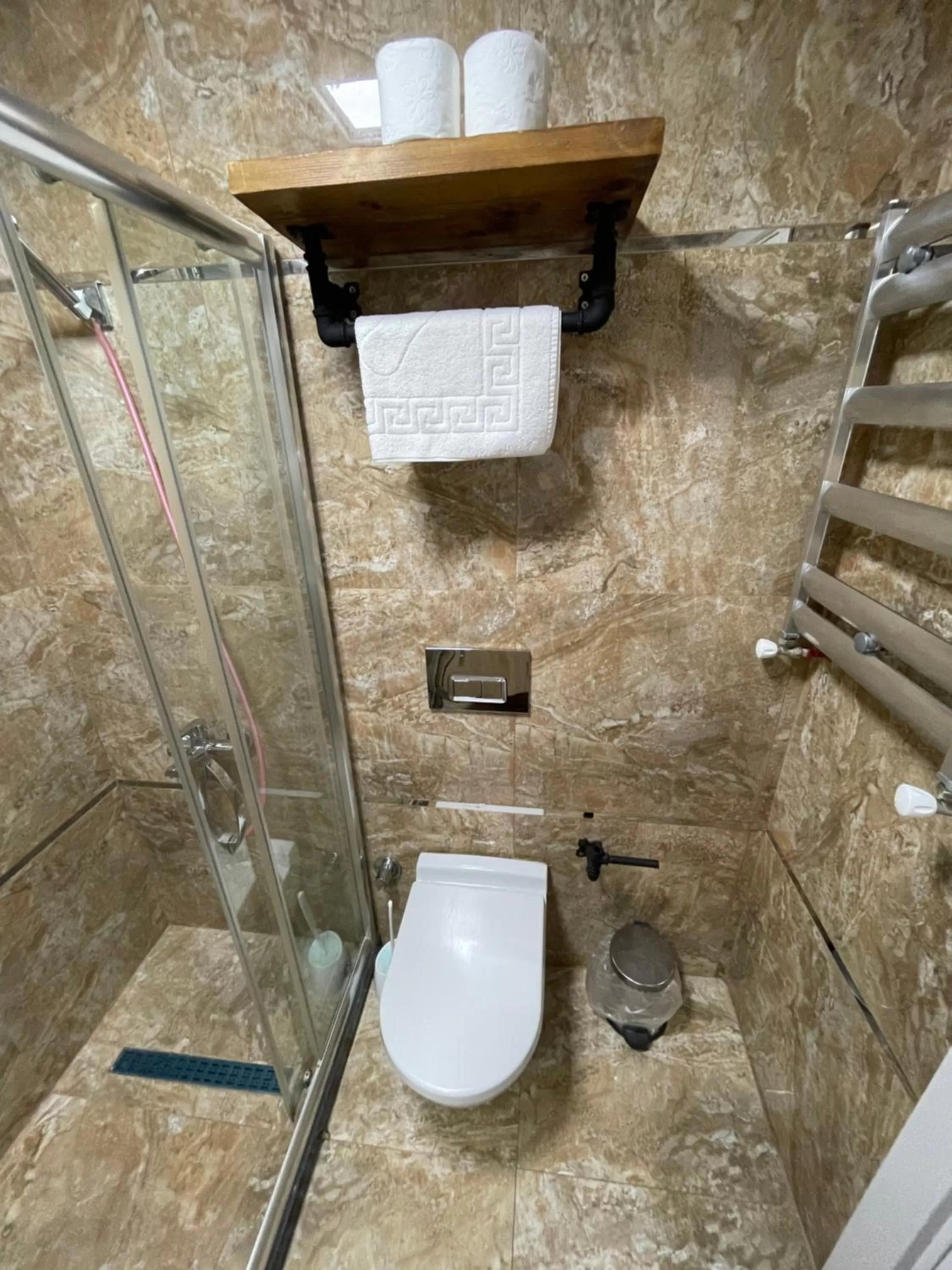 Shower in Arat Apartments