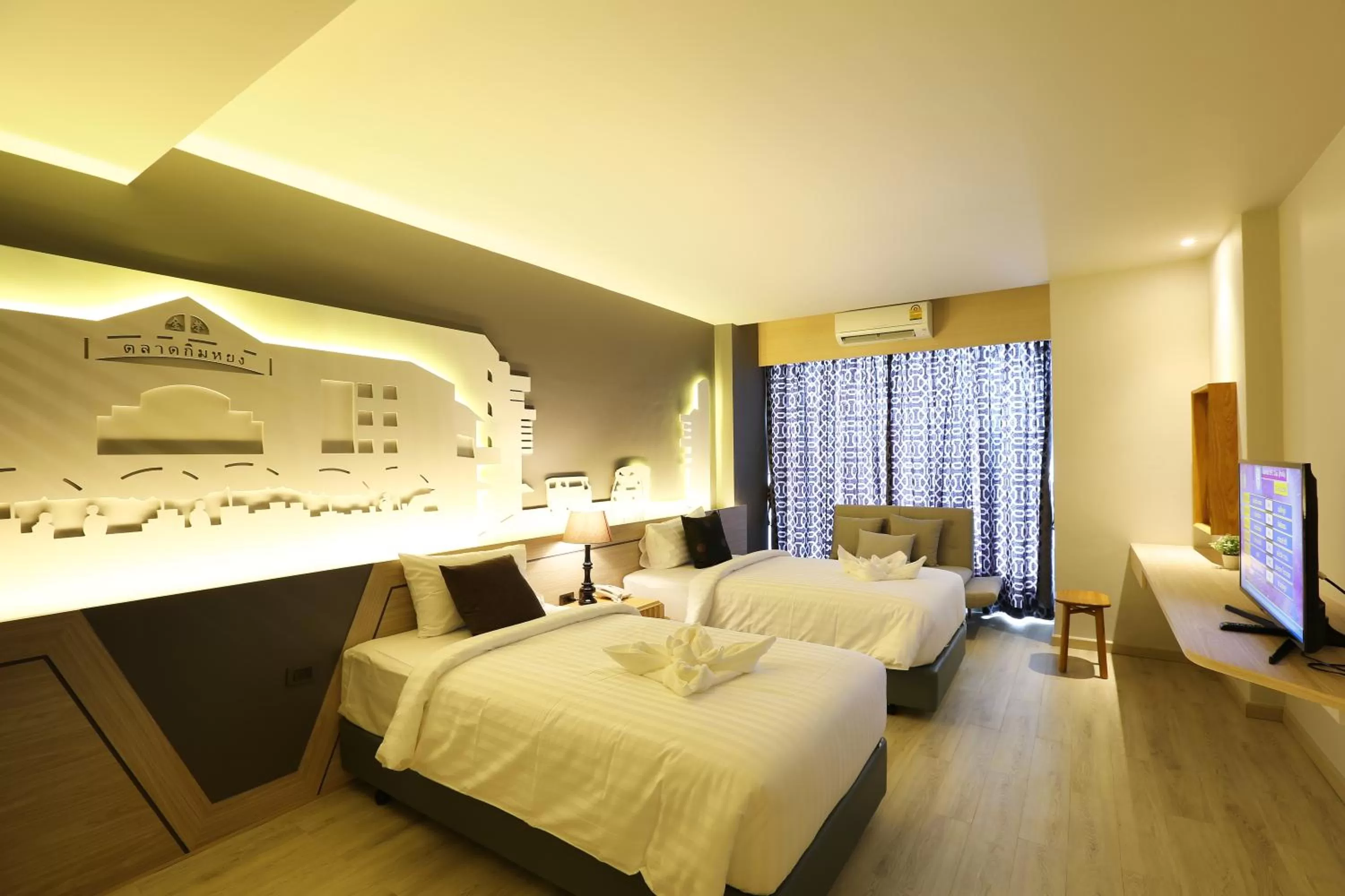 Bedroom, Bed in Hatyai Signature Hotel
