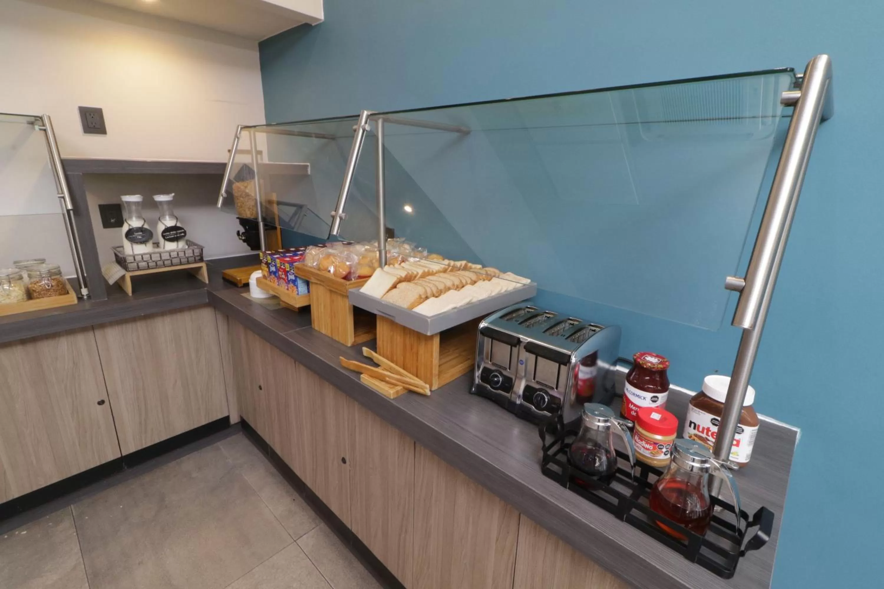 Breakfast in City Express Plus by Marriott Monterrey Galerías