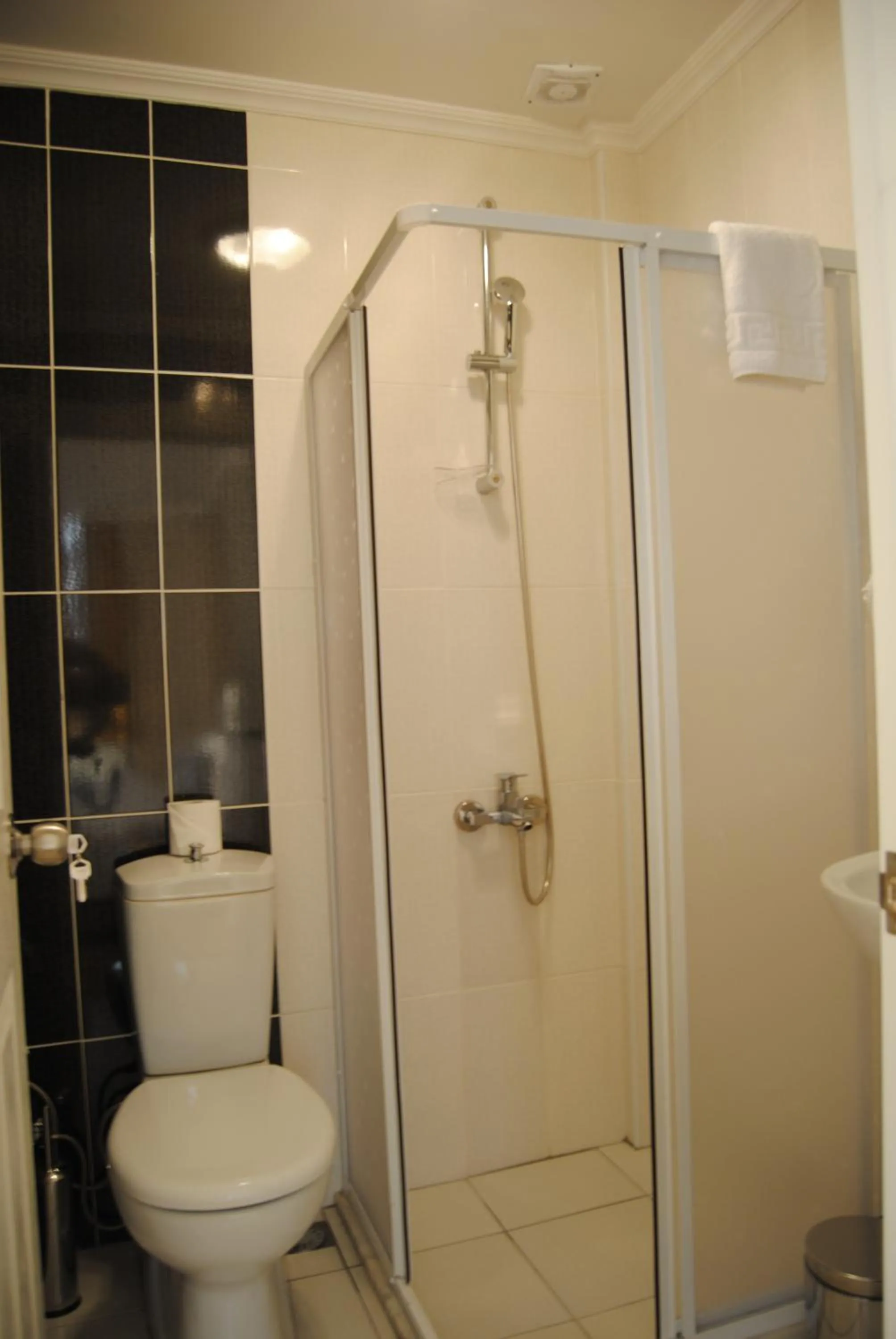 Bathroom in Lotus Hotel