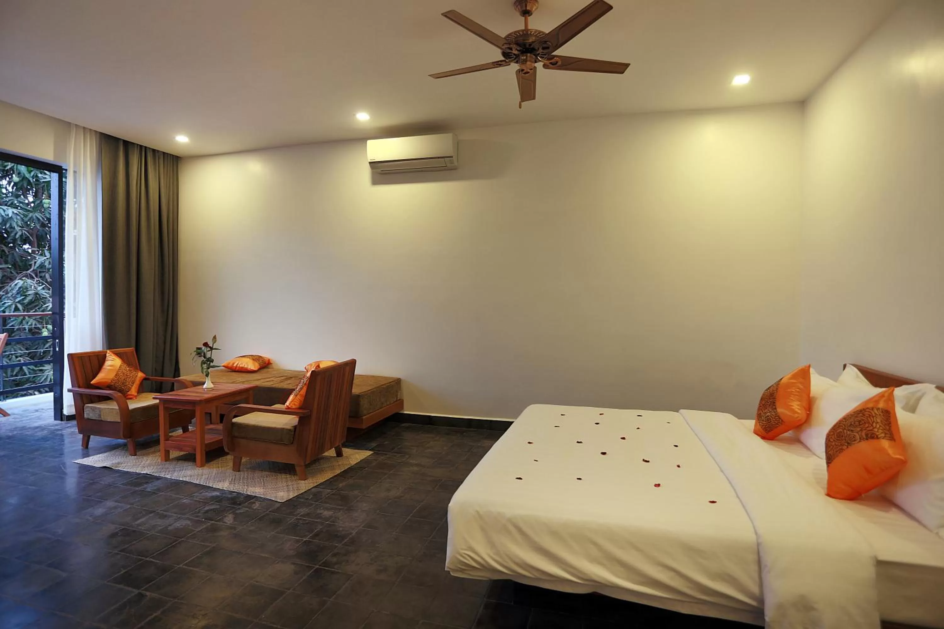 Bedroom, Bed in Sam So Boutique Villa