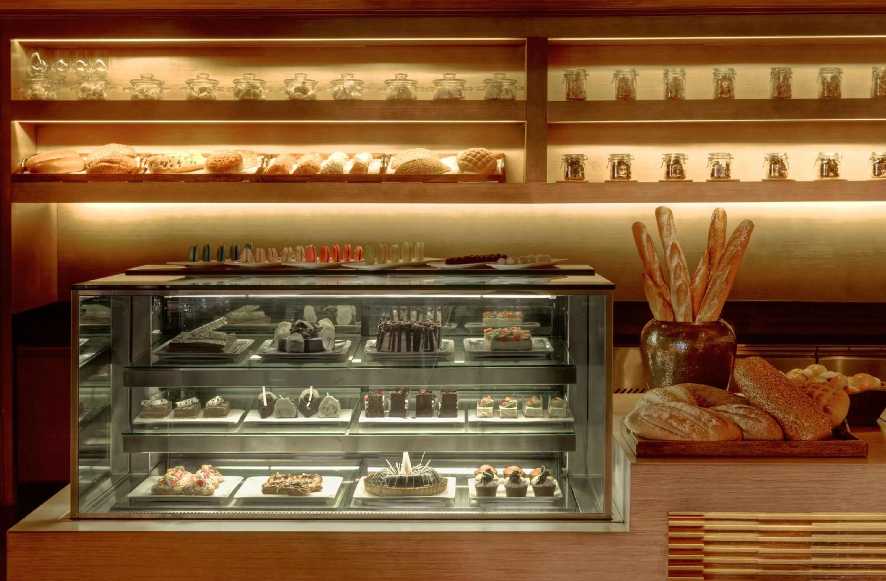 Restaurant/places to eat in Hyatt Regency Ludhiana