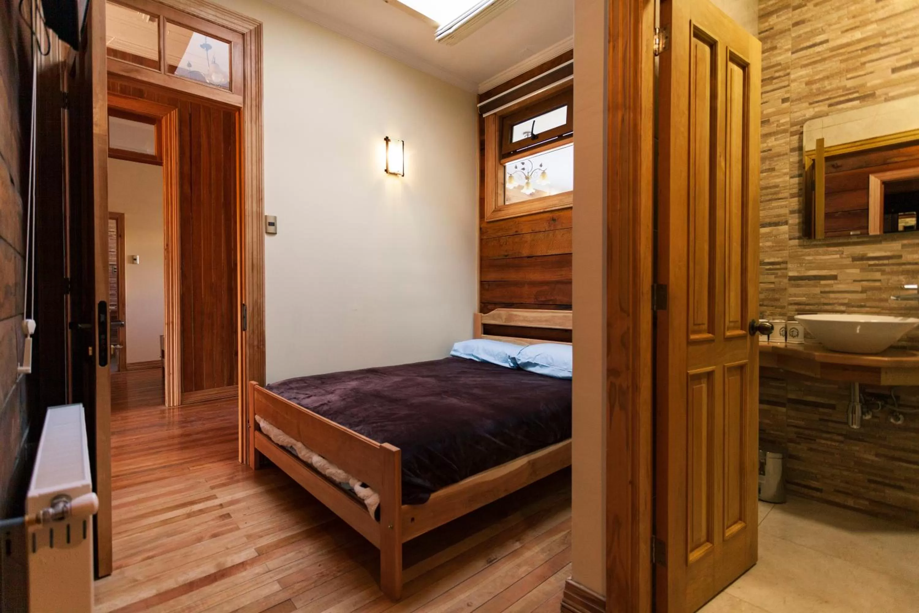 Bedroom, Bed in Hostal Boutique Patagonia Mística