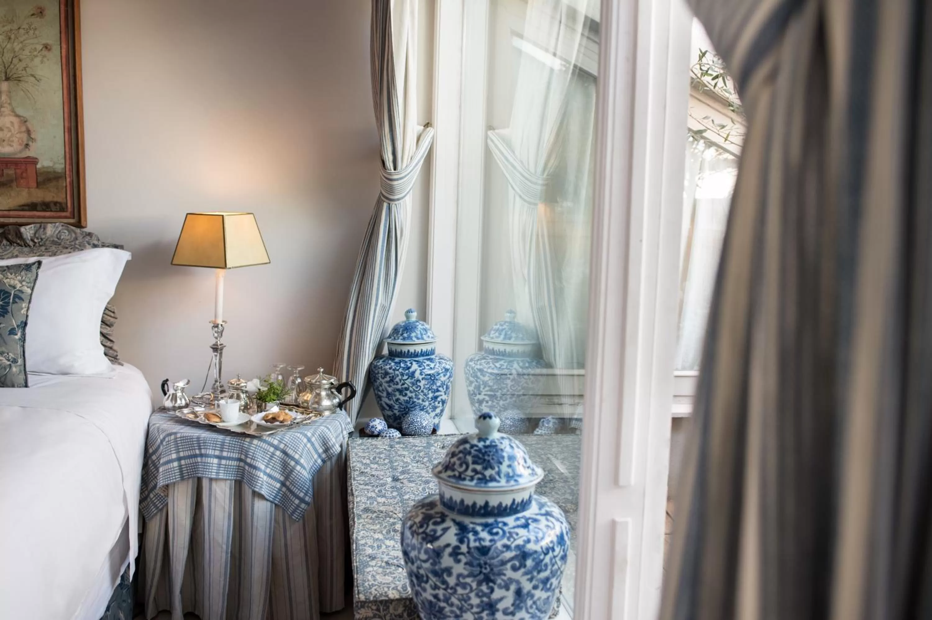 Decorative detail, Bed in Residenza Napoleone III