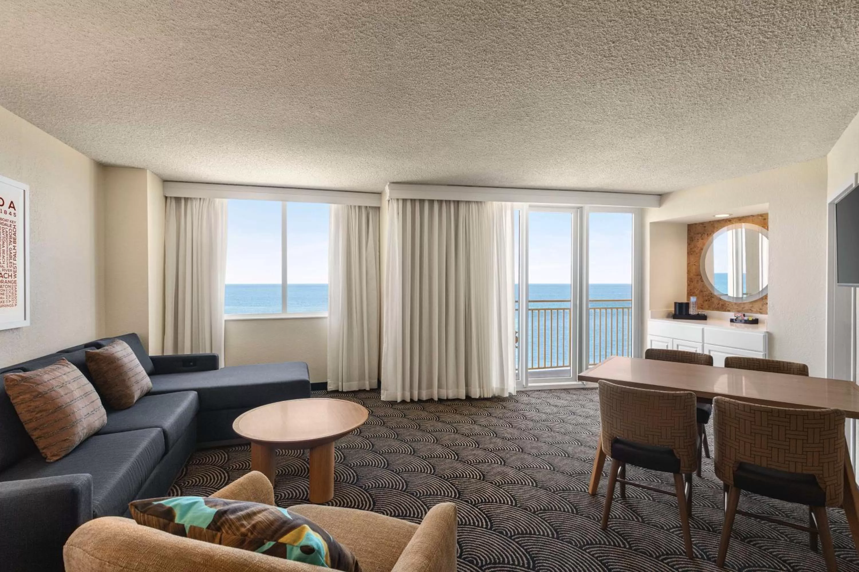 Living room in Embassy Suites by Hilton Deerfield Beach Resort & Spa