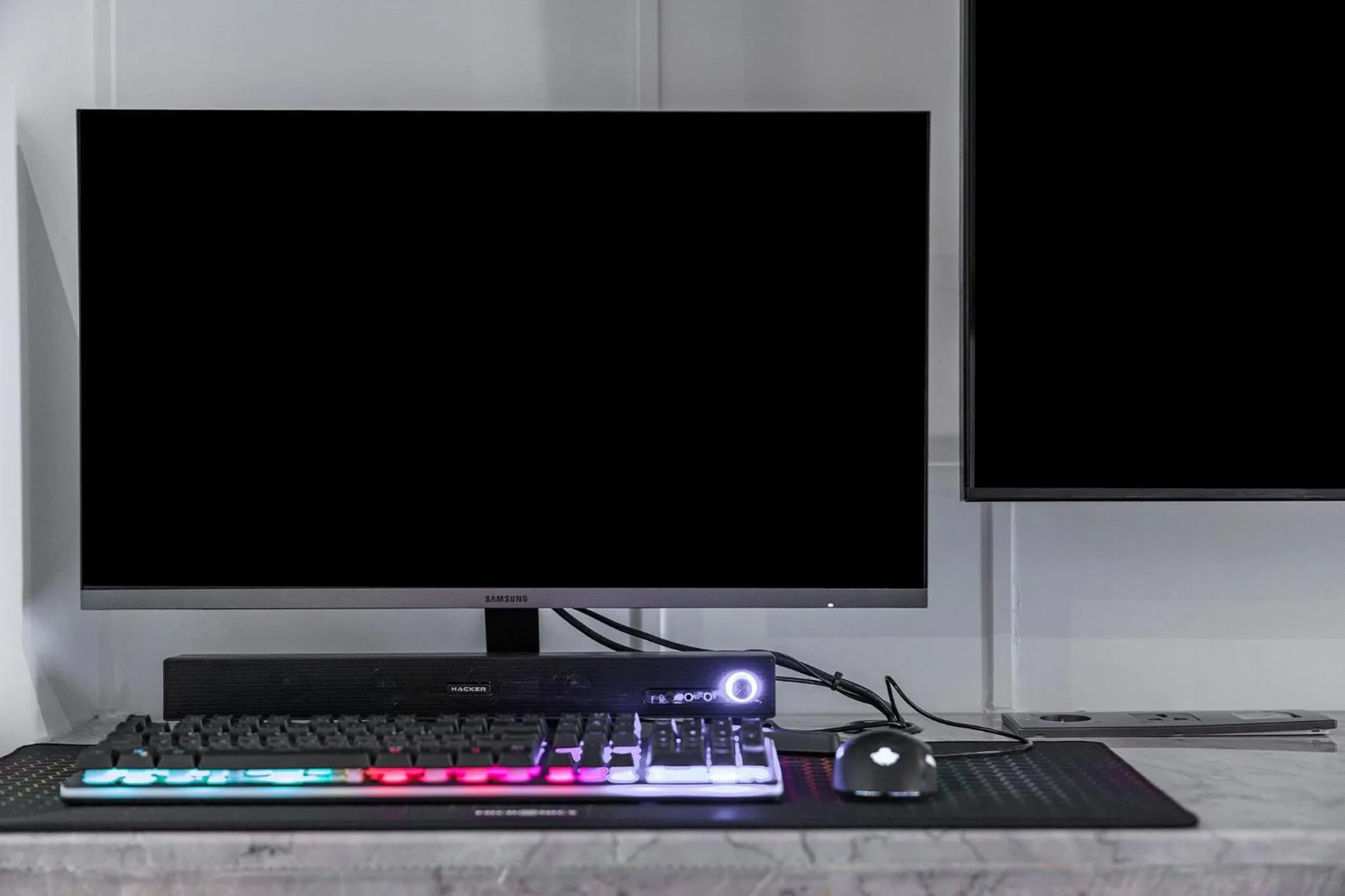 TV and multimedia in Amare Hotel Jongno