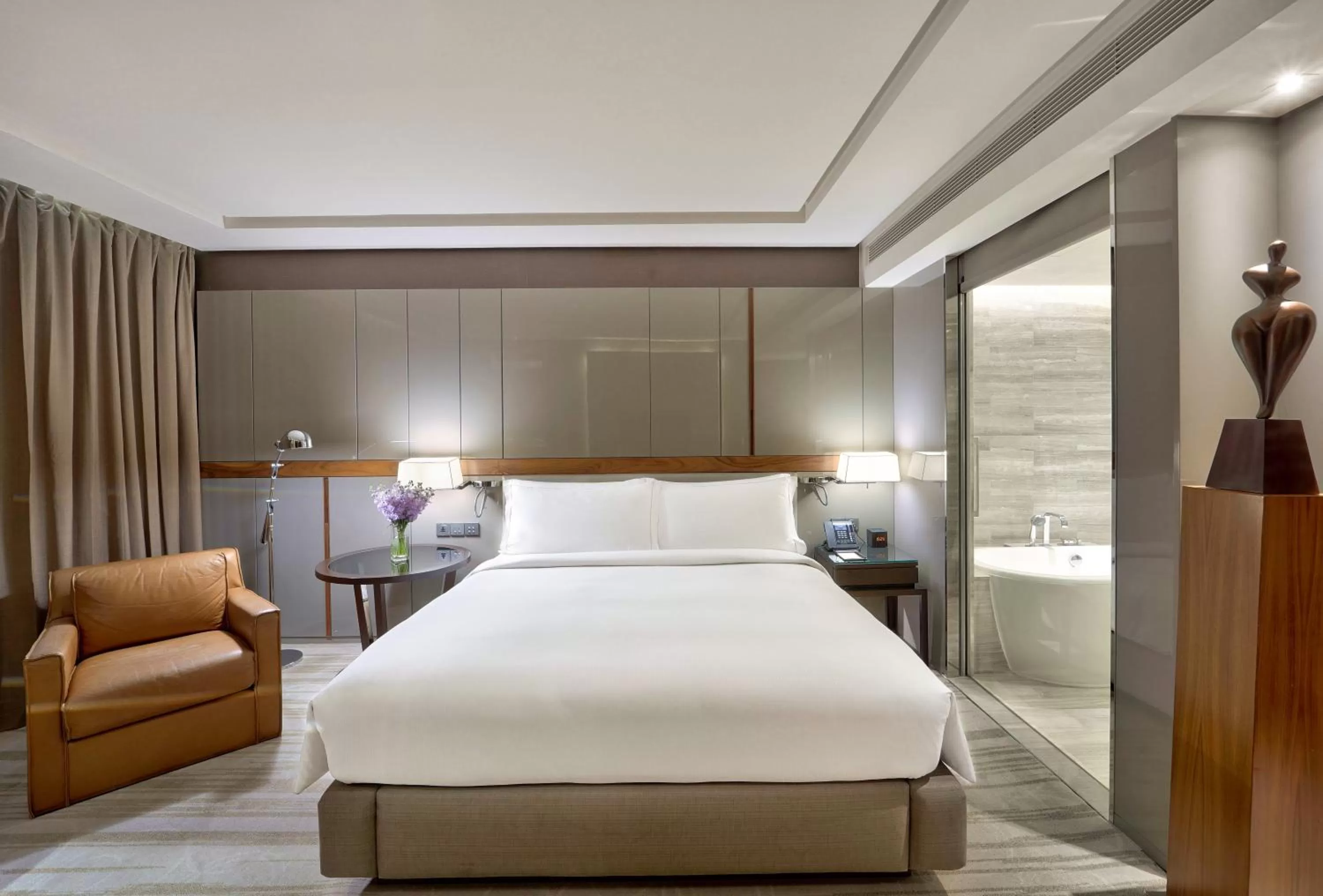 Bed in Hilton Sukhumvit Bangkok