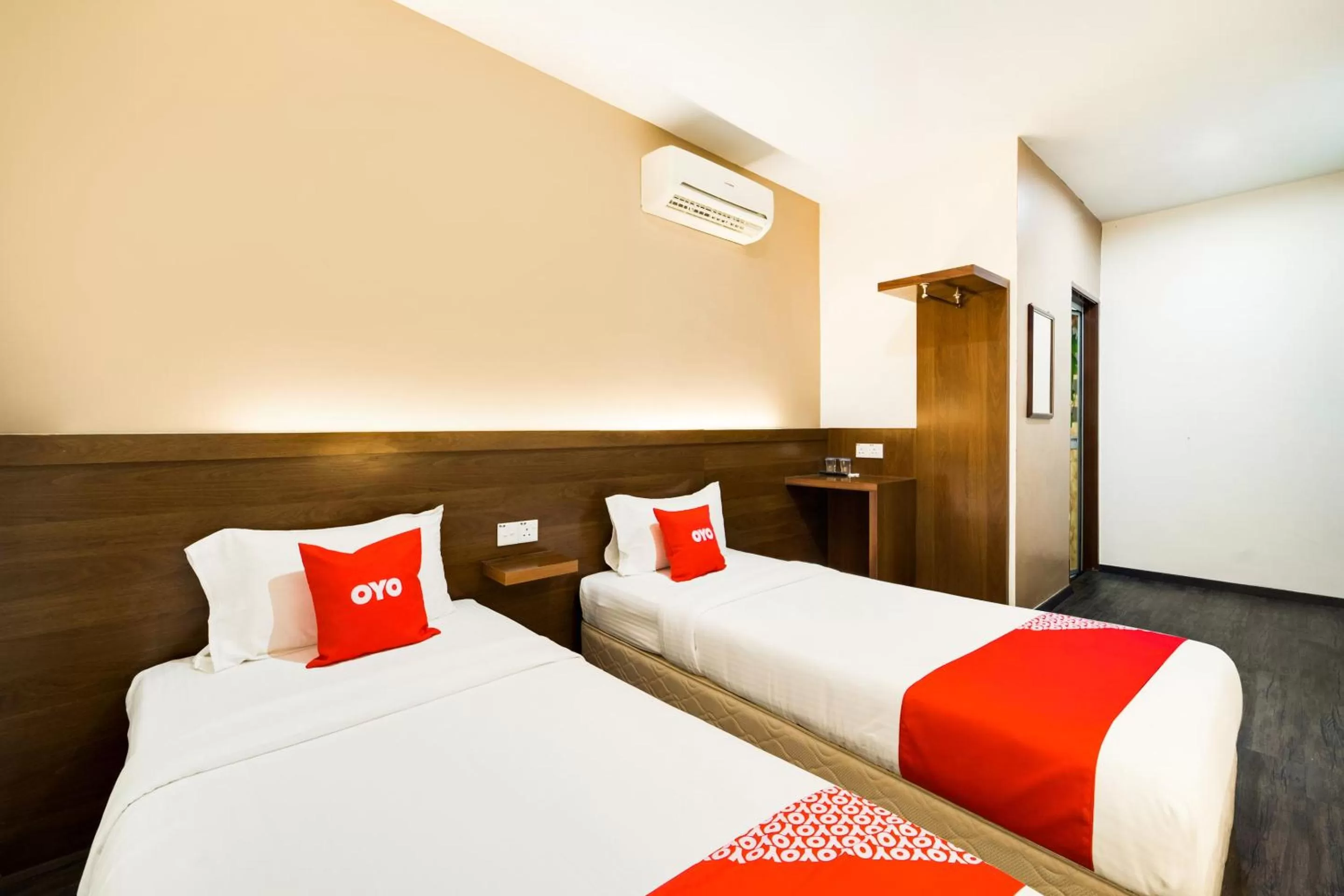 Bedroom, Bed in OYO 44053 El Zahra Moda Alor Setar