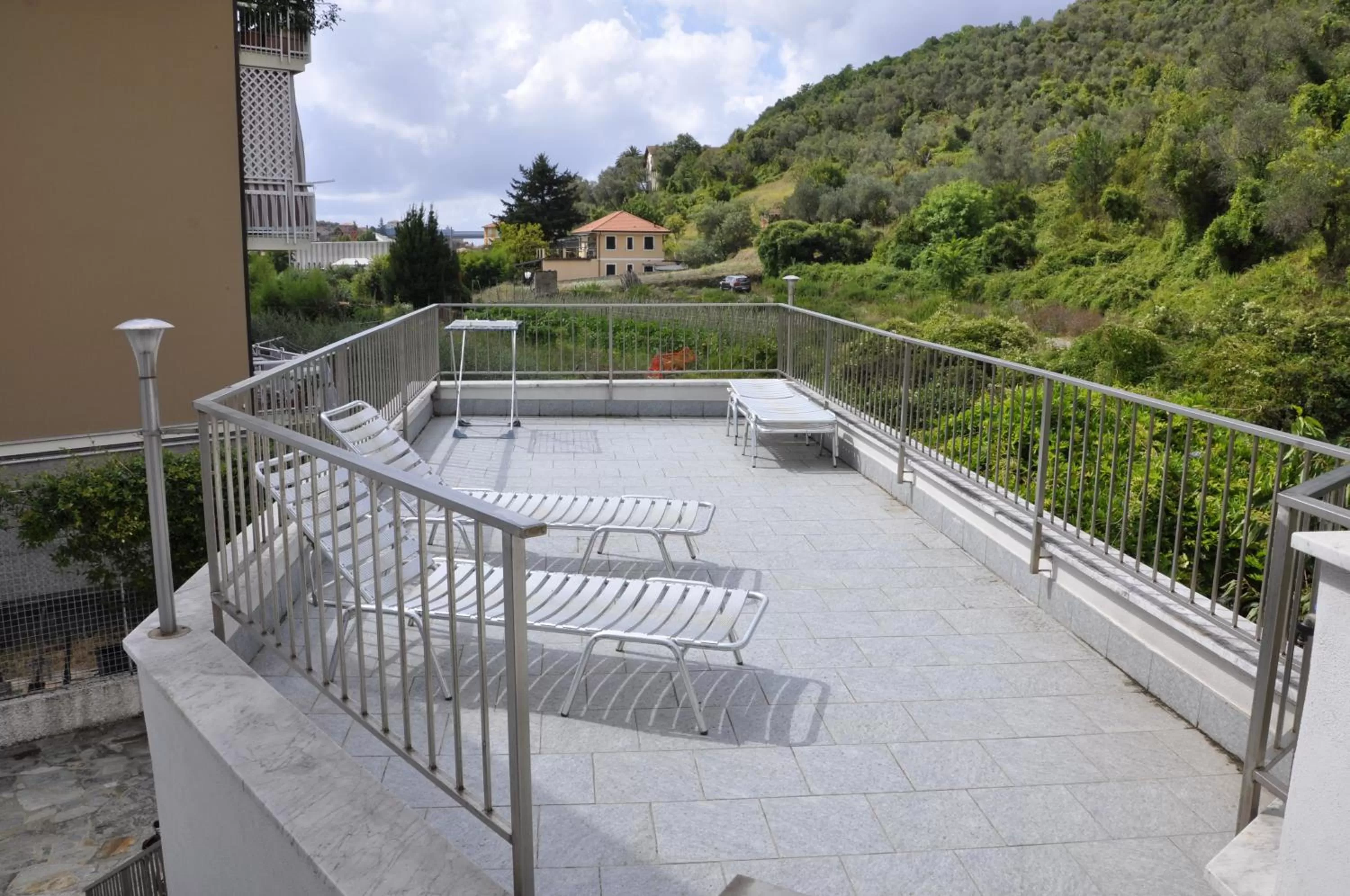 Balcony/Terrace in Bed & Breakfast 4U PARCHEGGIO INTERNO