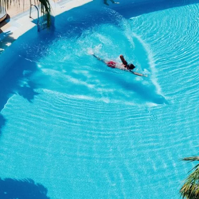 Swimming pool in Spring Arona Gran Hotel - Adults Only