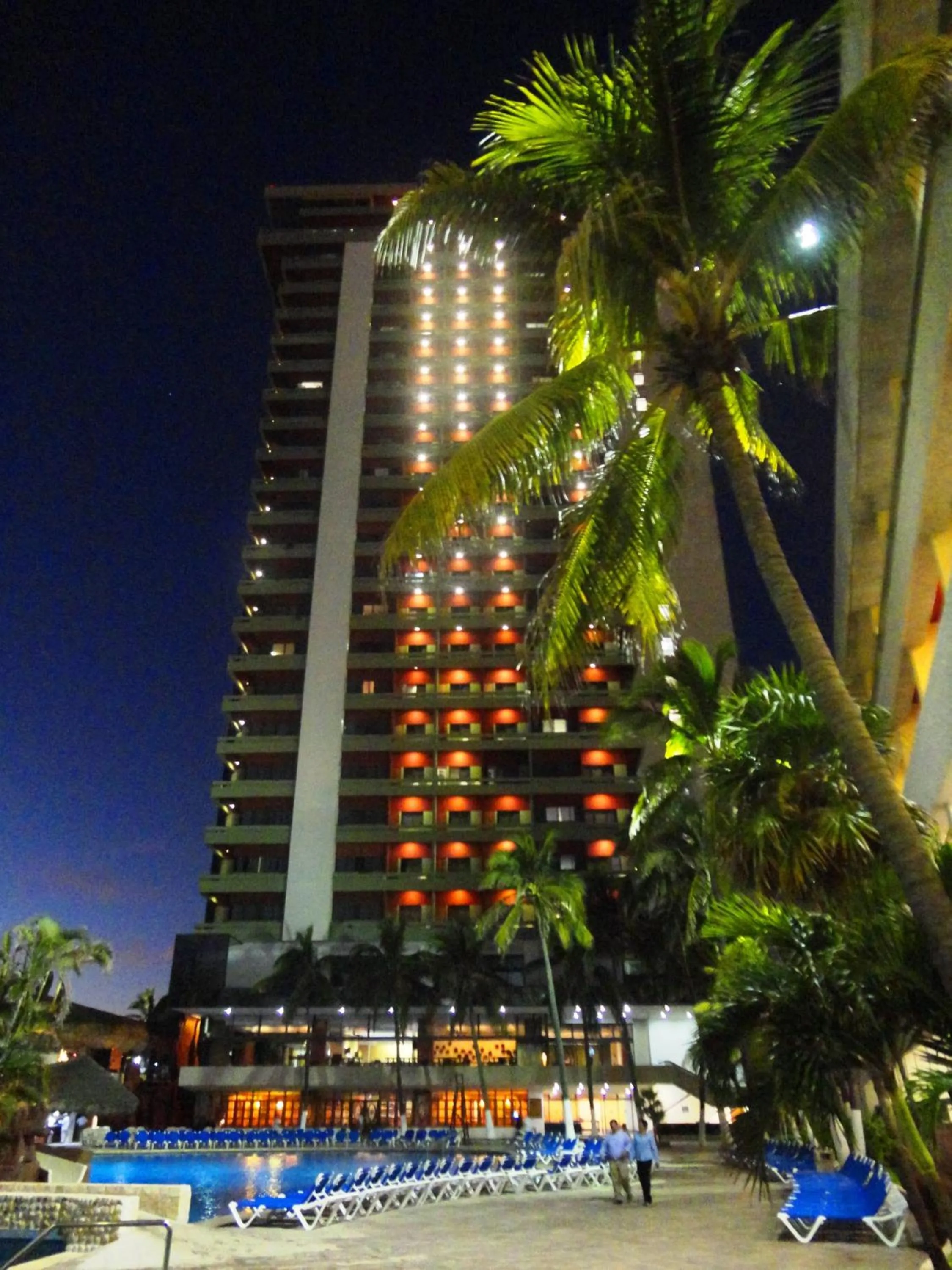 Facade/entrance in El Cid El Moro Beach