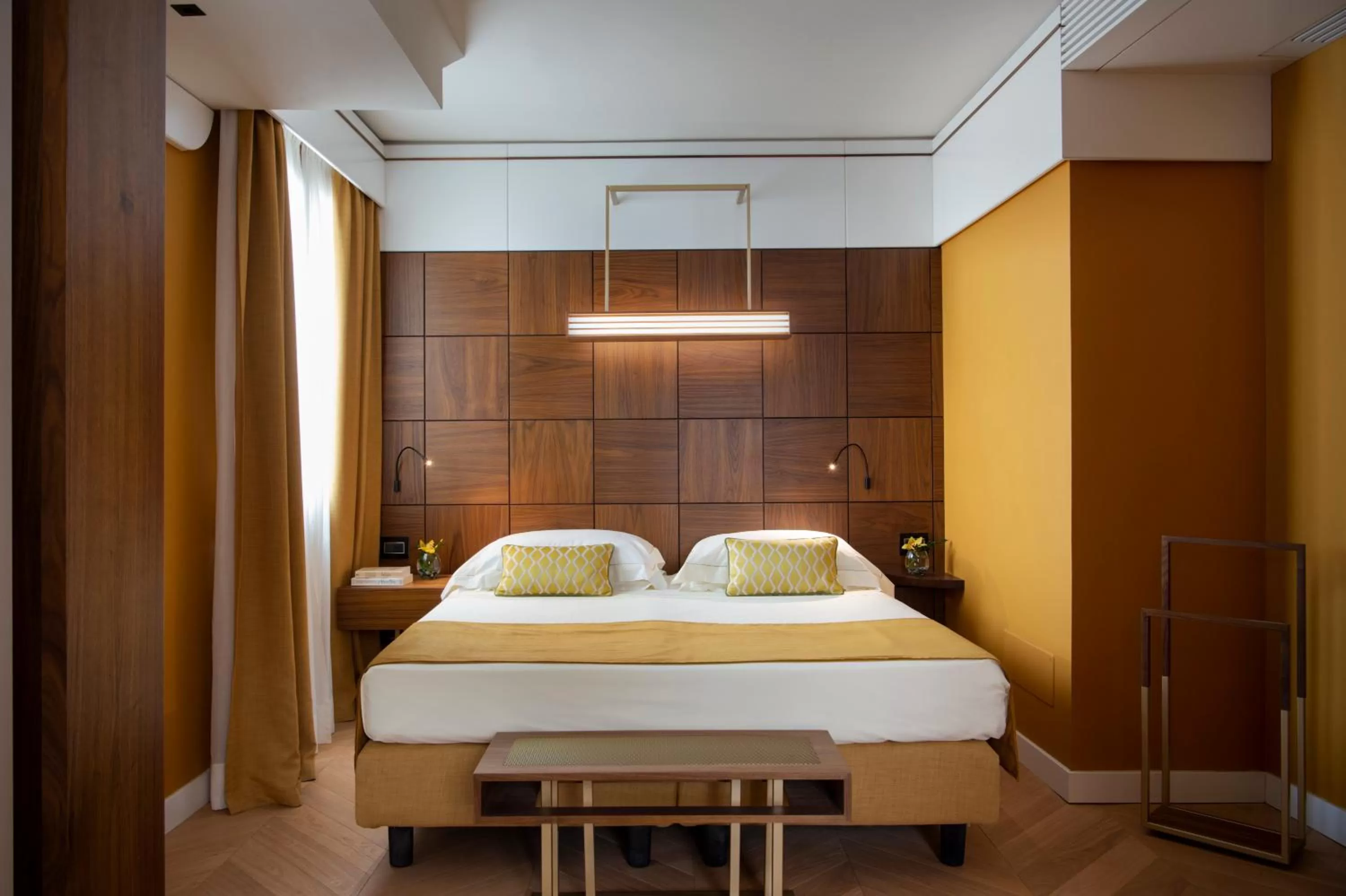 Bedroom, Bed in Hotel degli Orafi