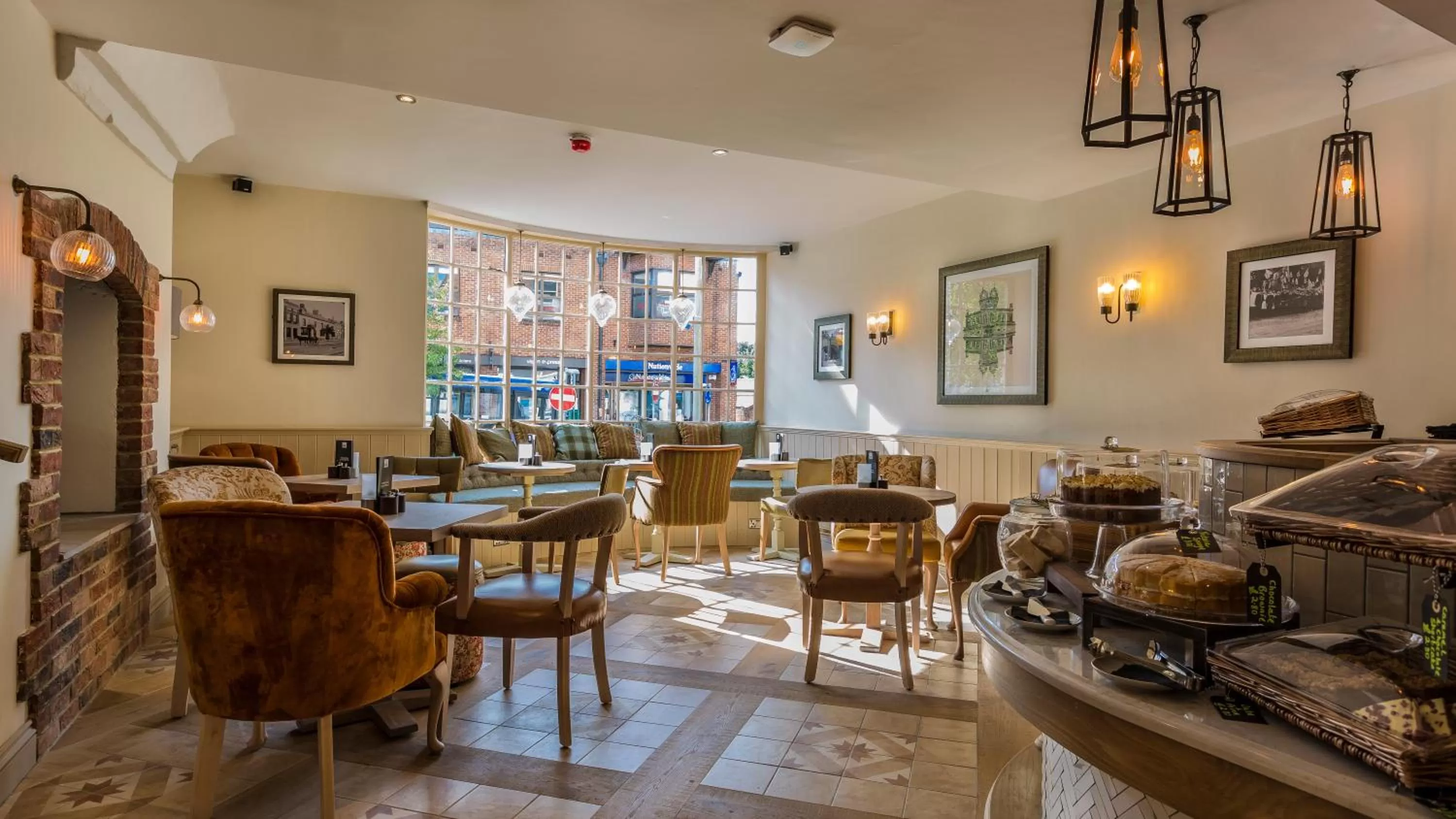 Restaurant/places to eat in The Three Swans Hotel, Hungerford, Berkshire - The Coaching Inn Group