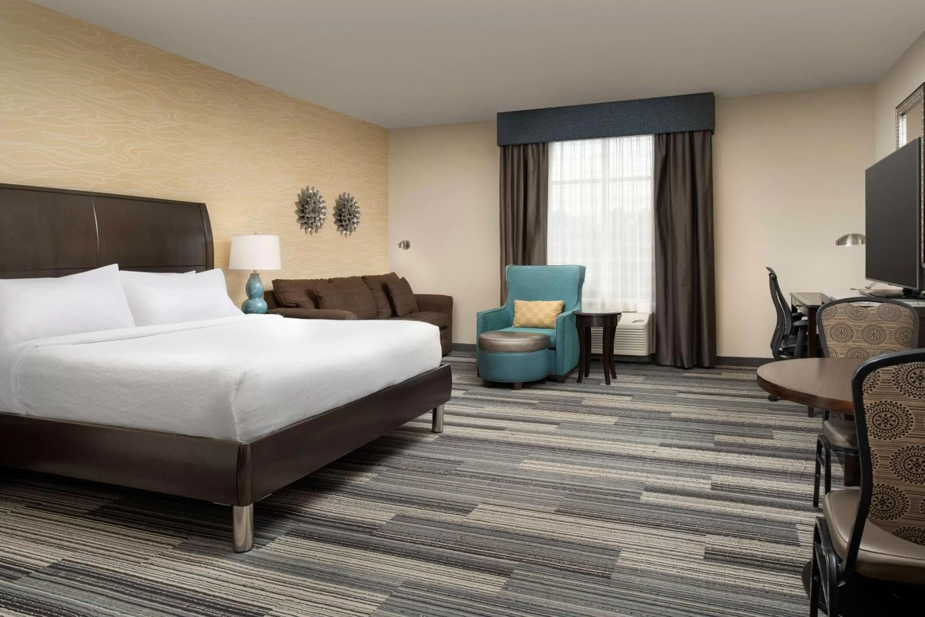 Bedroom, Bed in Hilton Garden Inn Murfreesboro