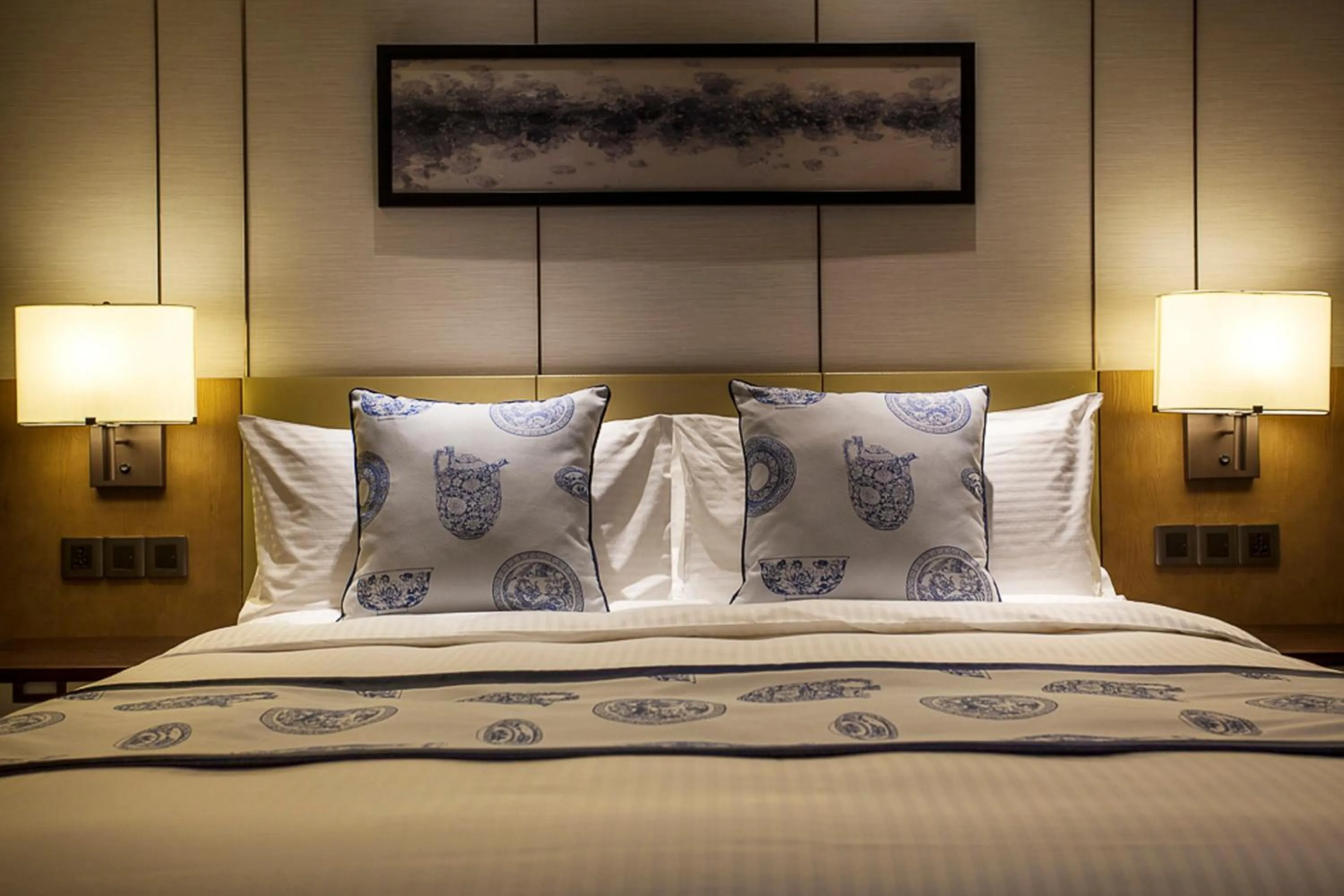 Bed in Somerset Wusheng Wuhan