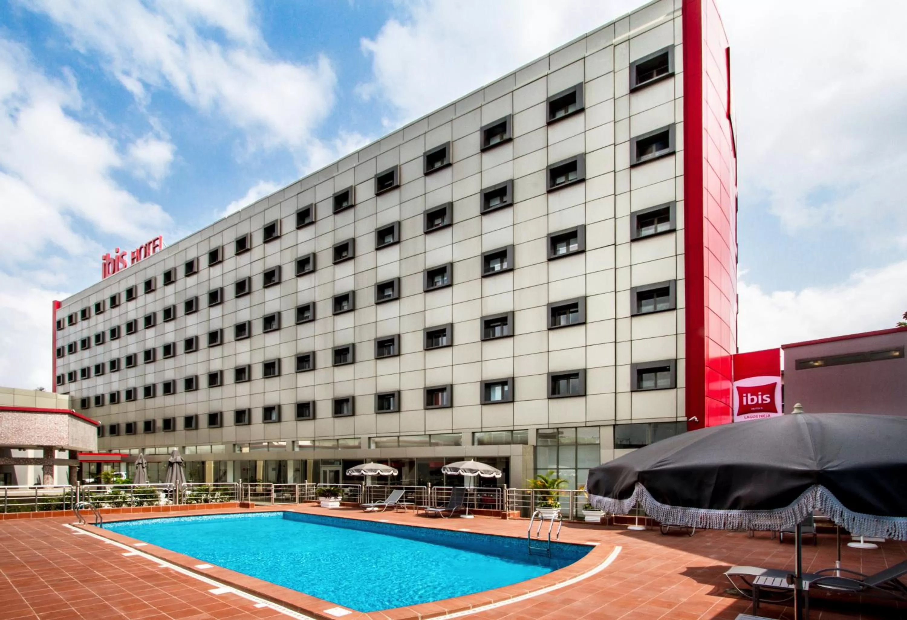 Swimming pool in Ibis Lagos Ikeja