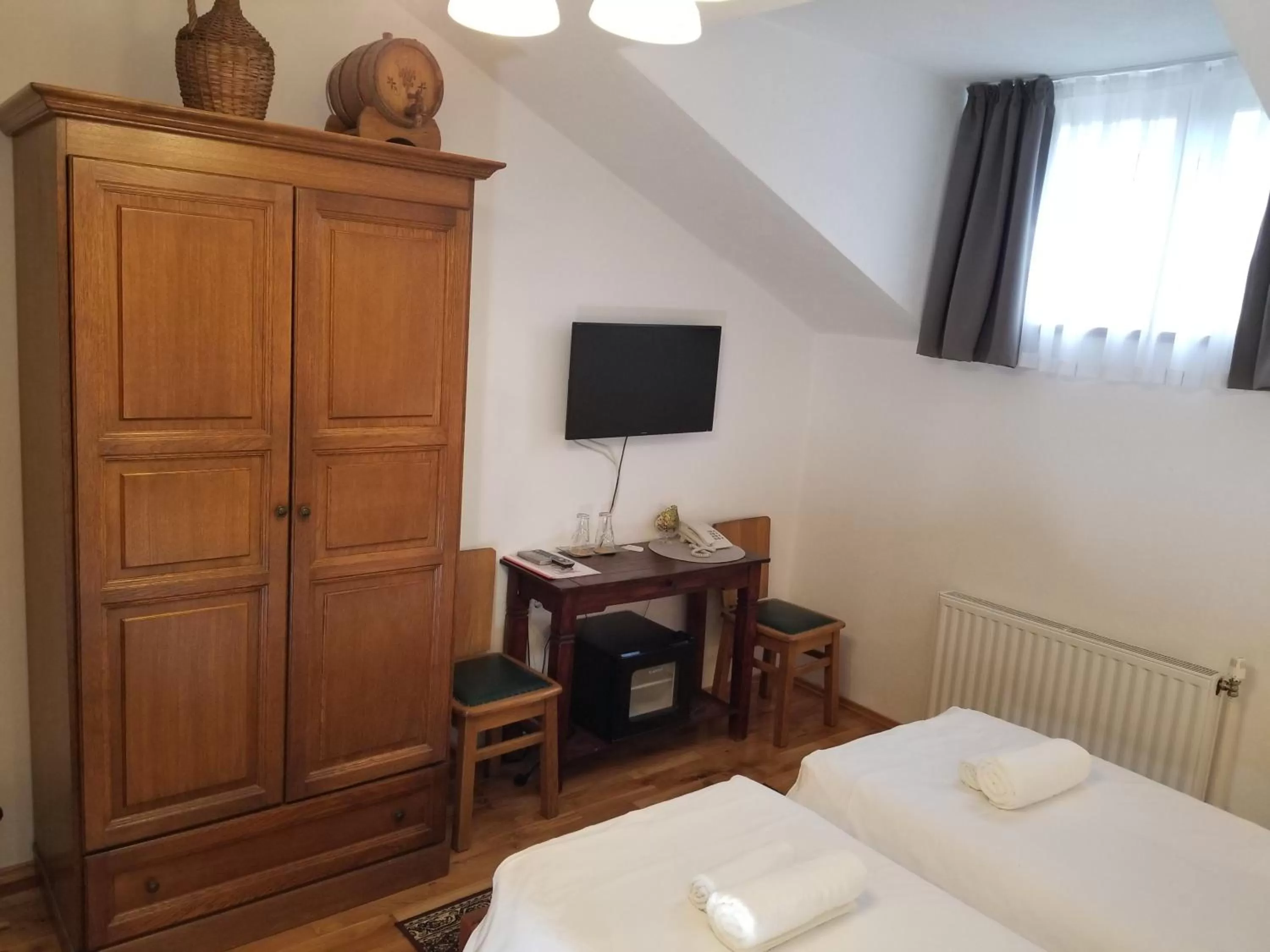 Photo of the whole room, Bed in Wellness B&B Winery Sontacchi