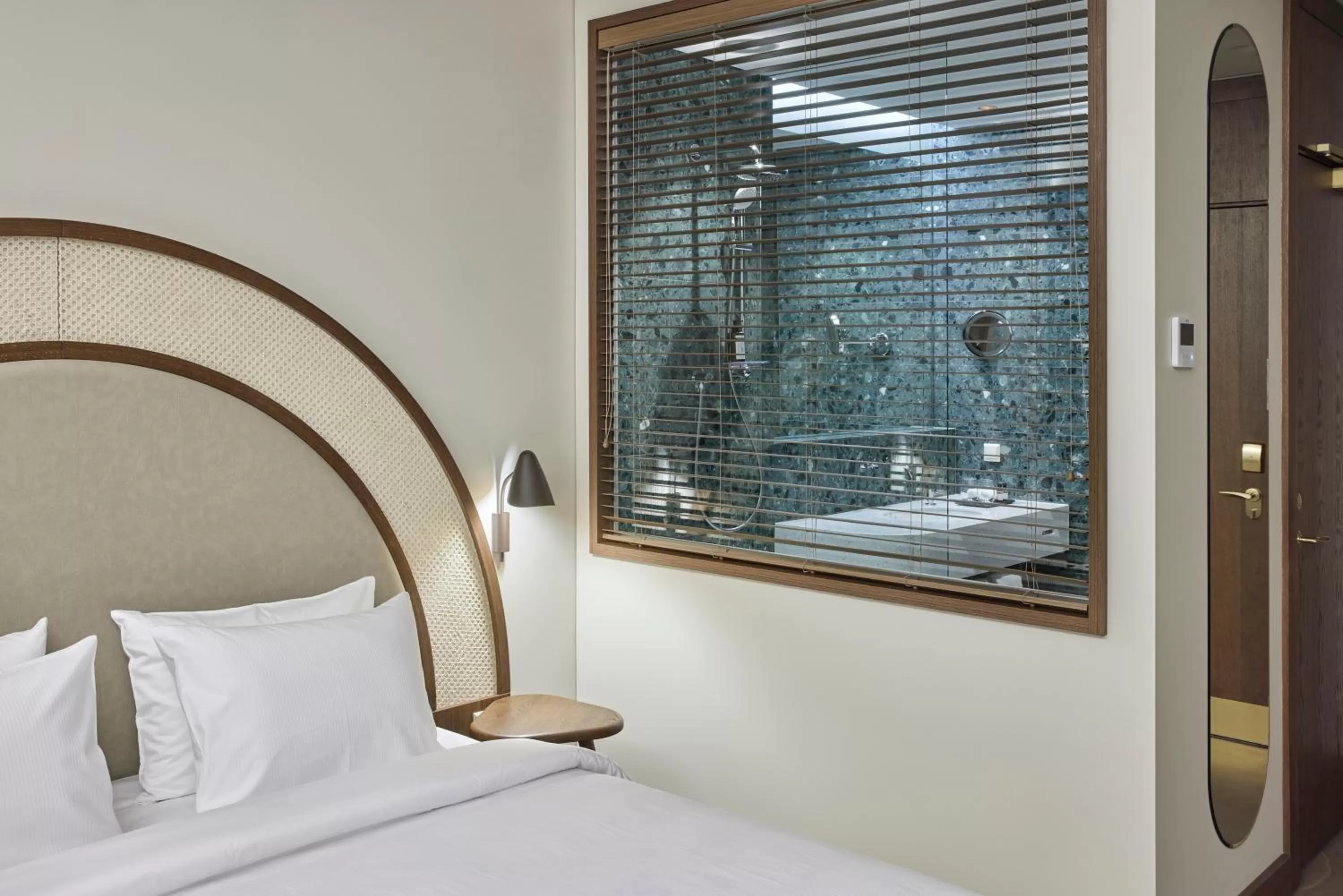 Bathroom, Bed in Neringa Hotel