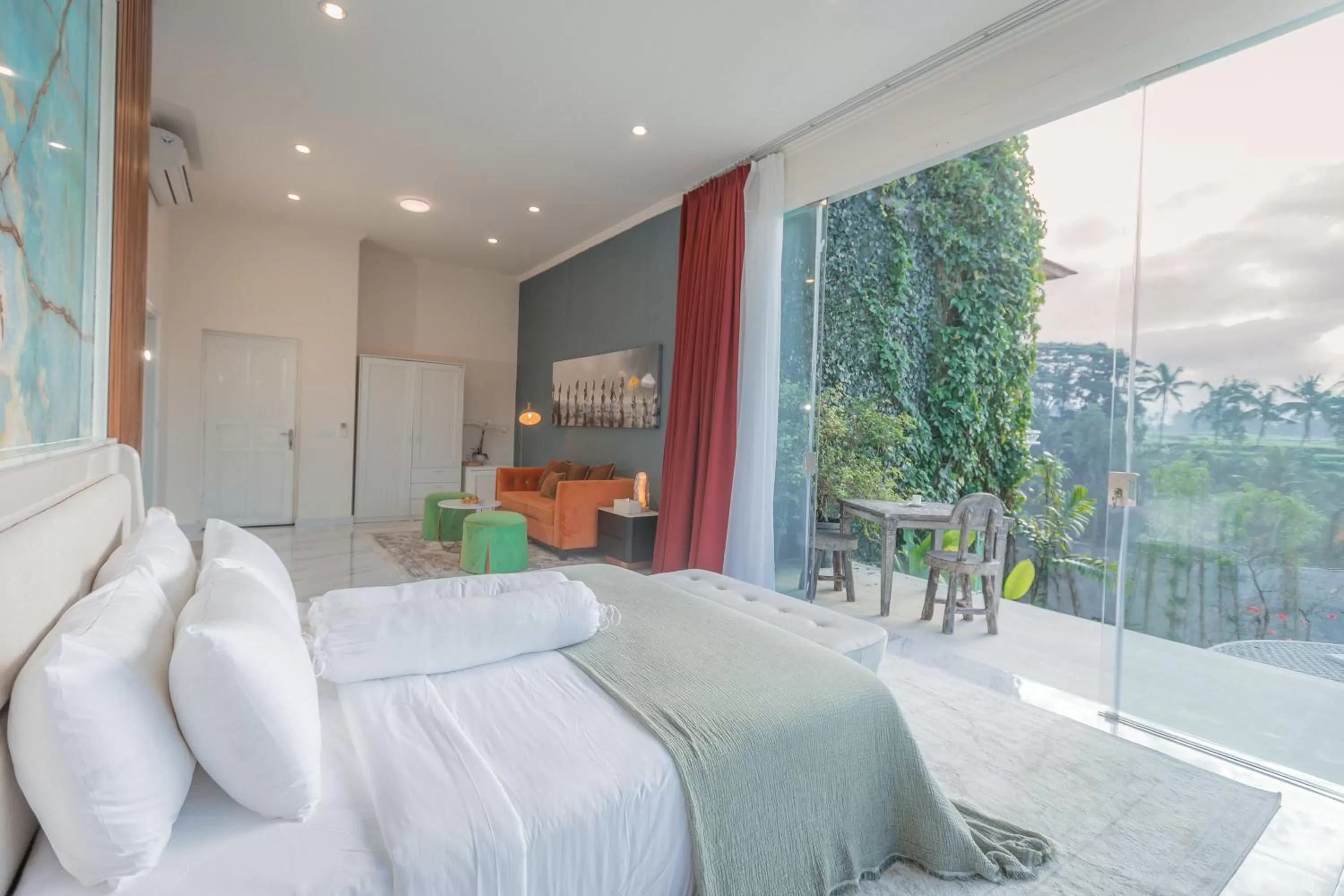 Bed in Villa Cella Bella Ubud