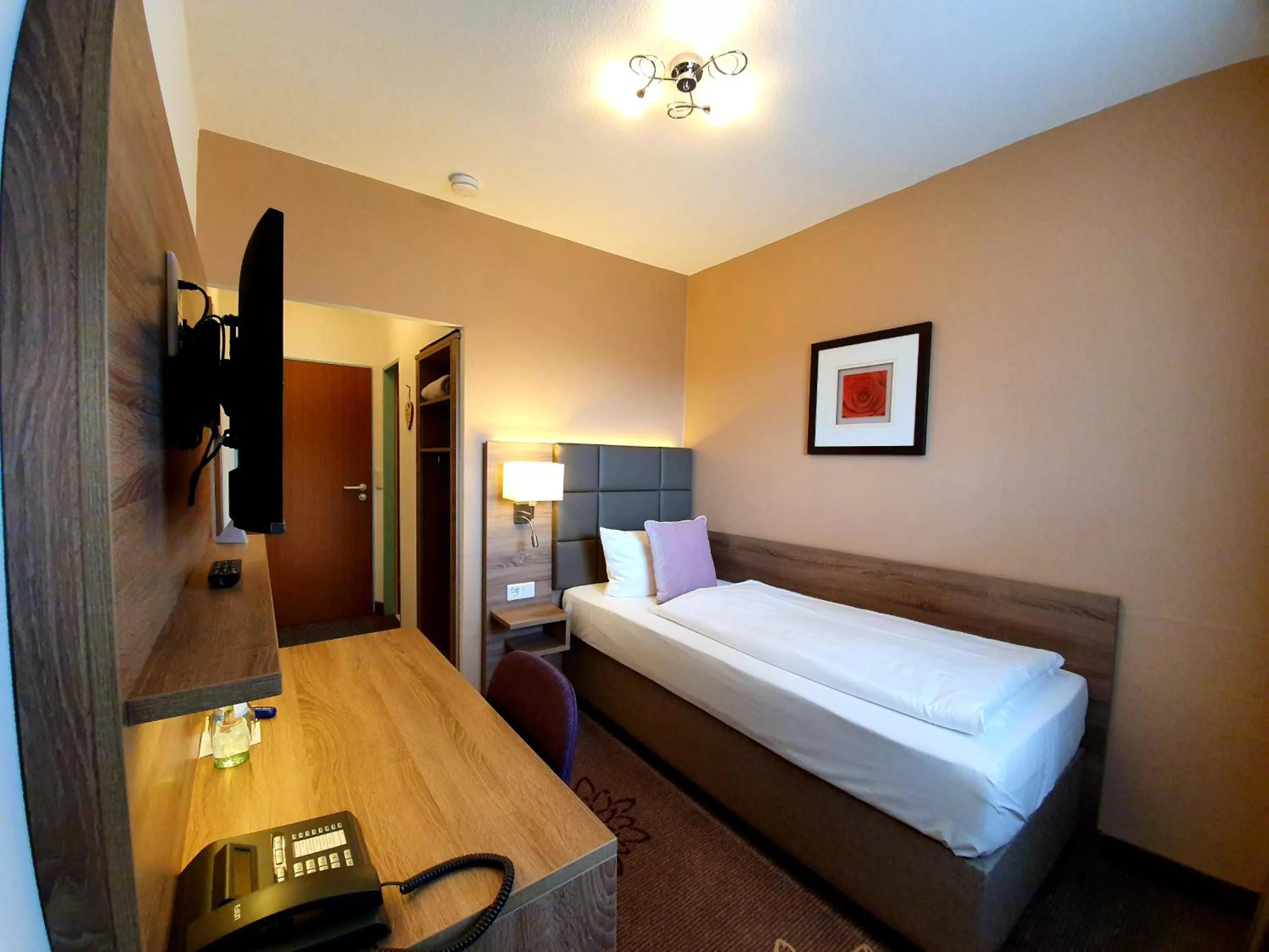 Bed in Hotel in den Herrnwiesen