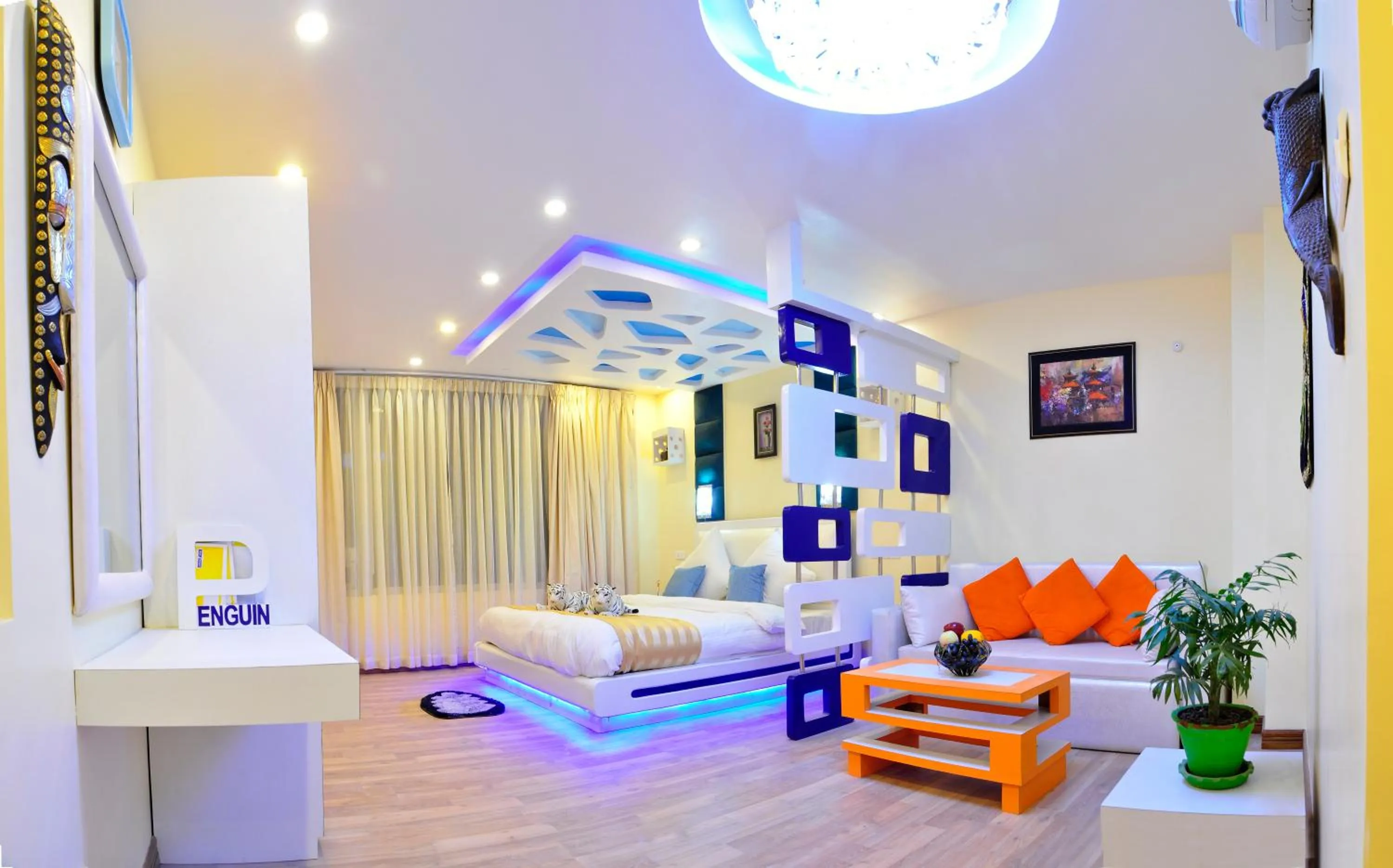 Photo of the whole room in Royal Penguin Boutique Hotel & Spa