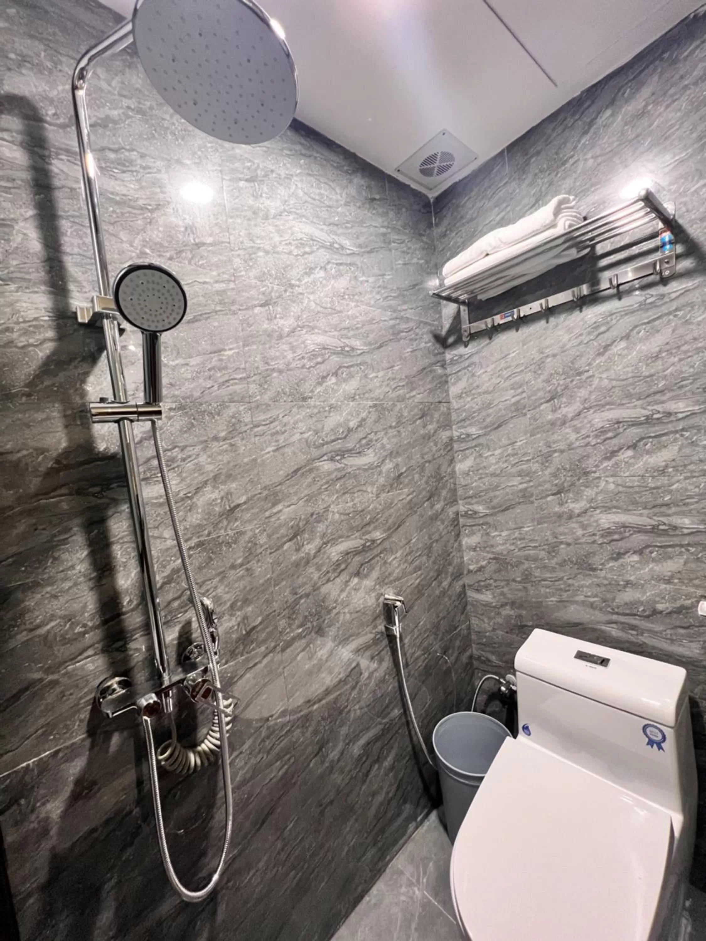 Toilet in An Nam Corner- Thanh Yen