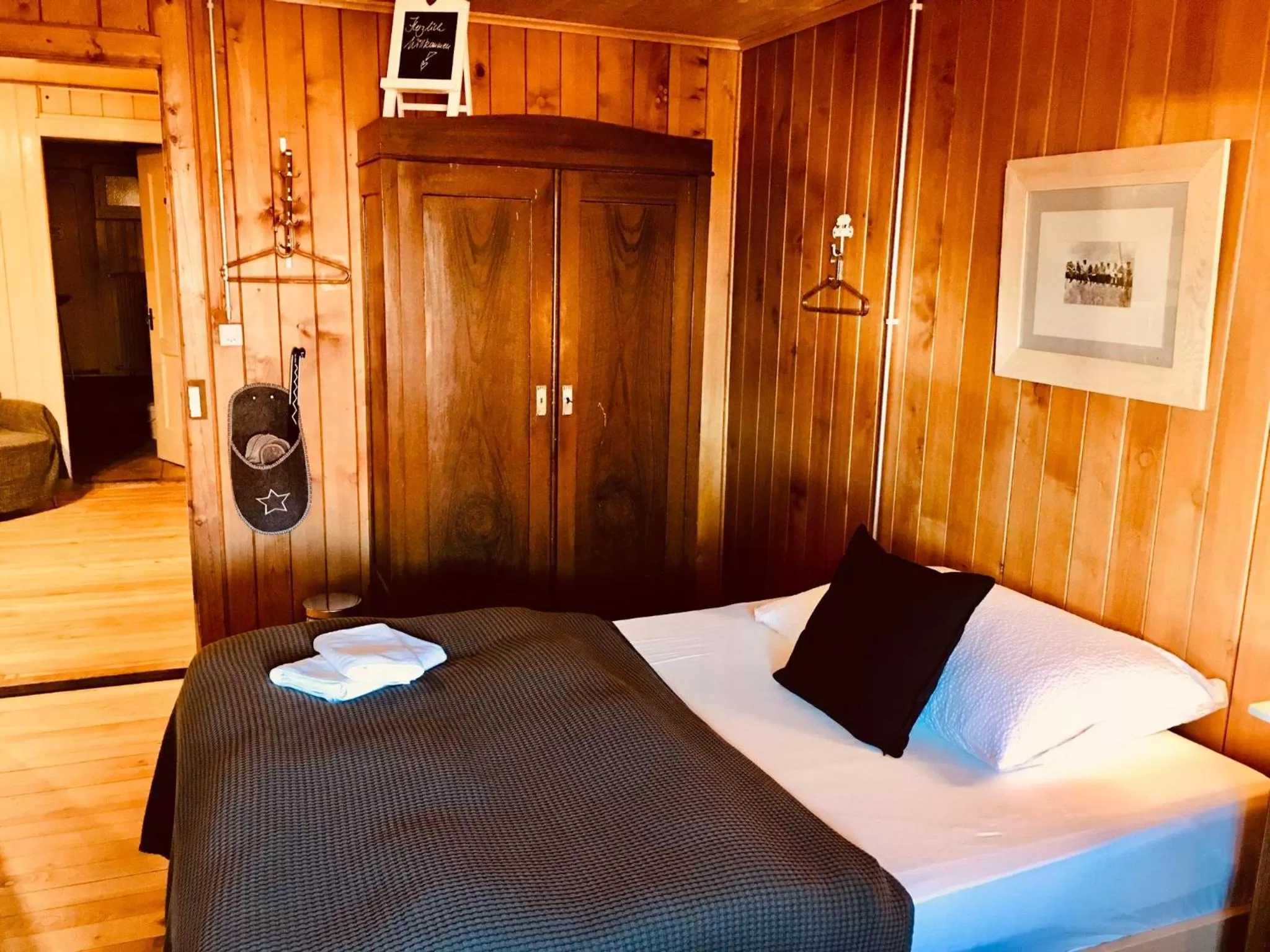 Photo of the whole room, Bed in B&B Bären