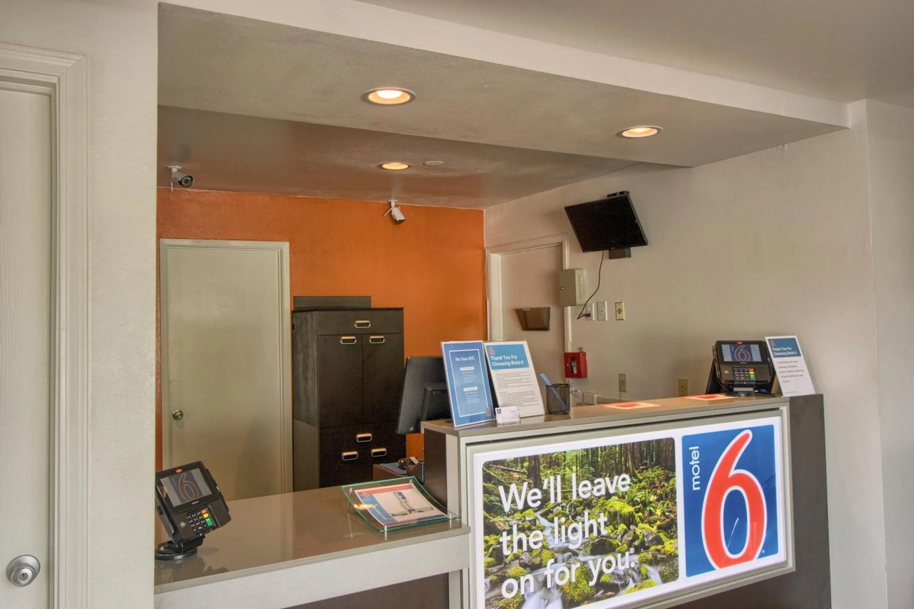 Decorative detail in Motel 6-Everett, WA - North