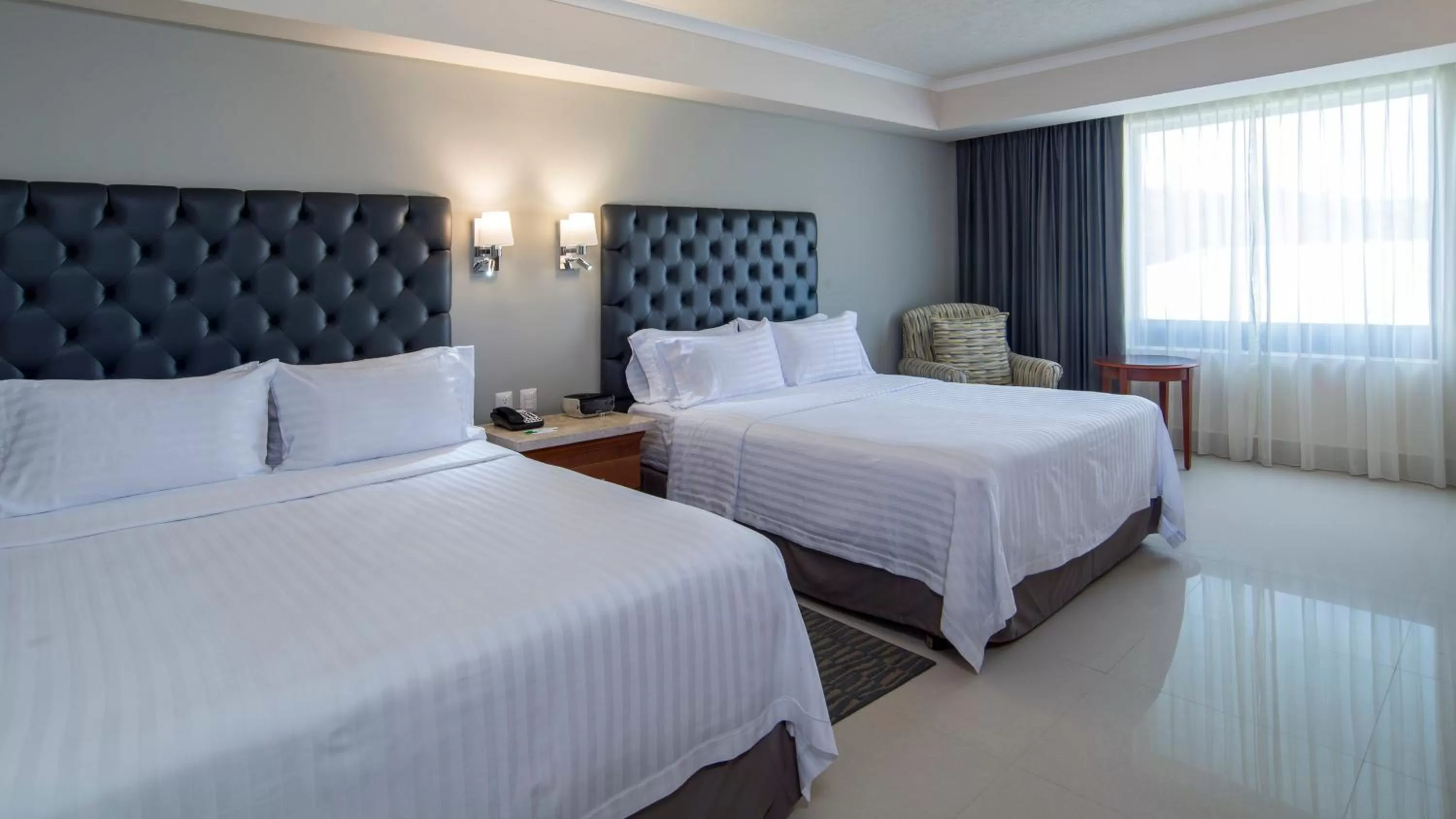 Photo of the whole room, Bed in Holiday Inn Tuxtla Gutierrez by IHG
