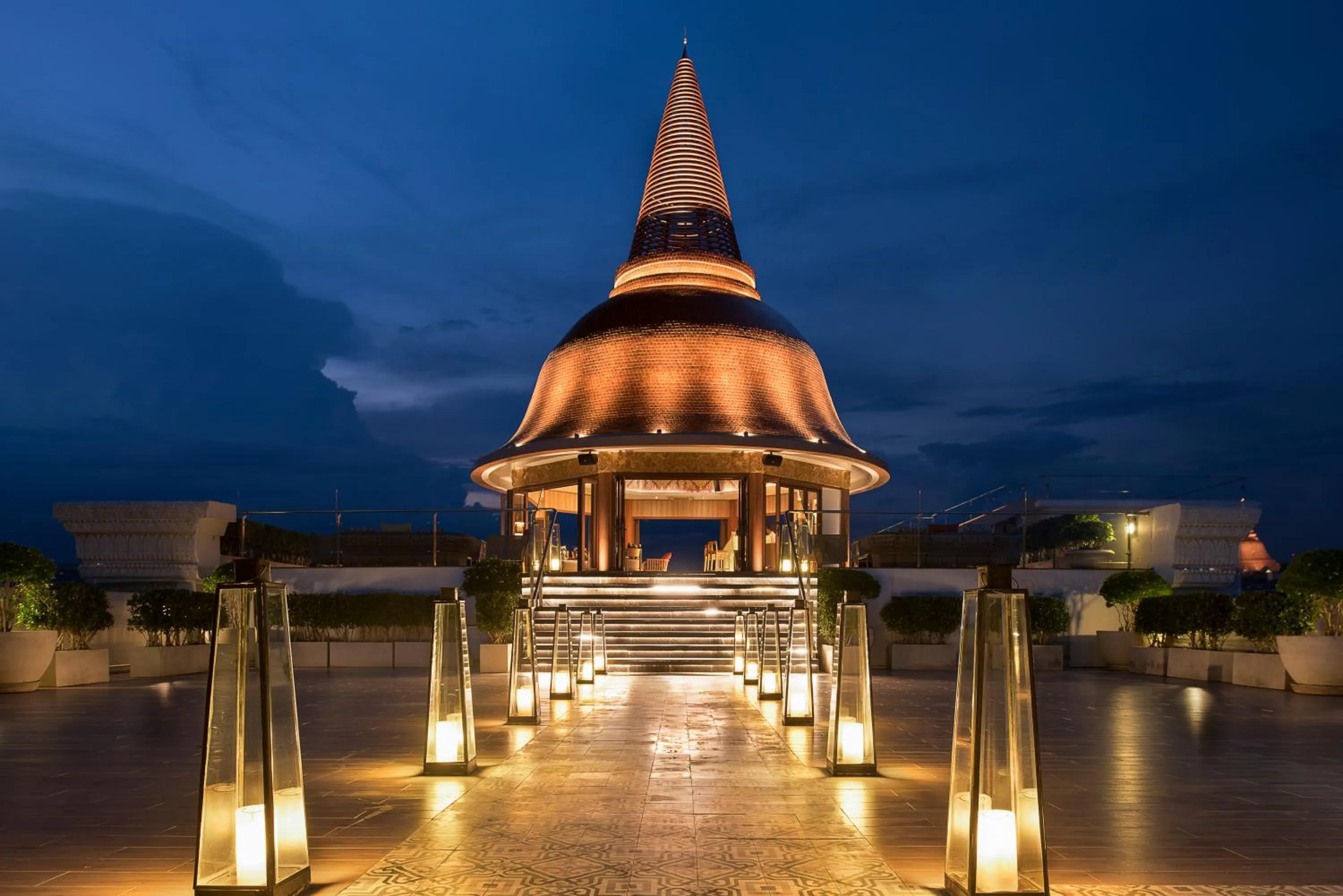 Lounge or bar in Mida Grande Hotel Dhavaravati Nakhon Pathom - SHA PLUS