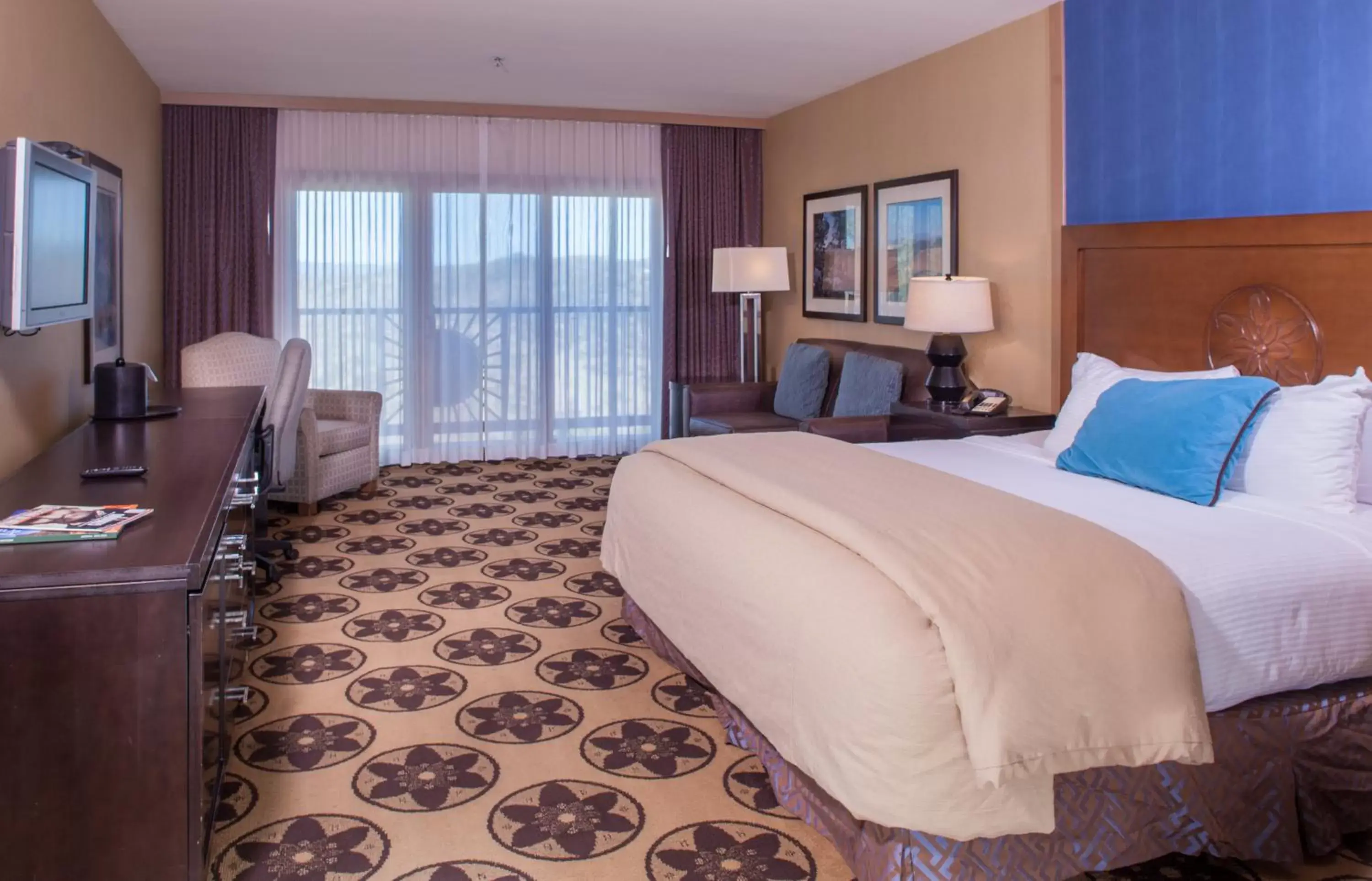 King Suite in Prescott Resort & Conference Center King Suite in Prescott Resort & Conference Center