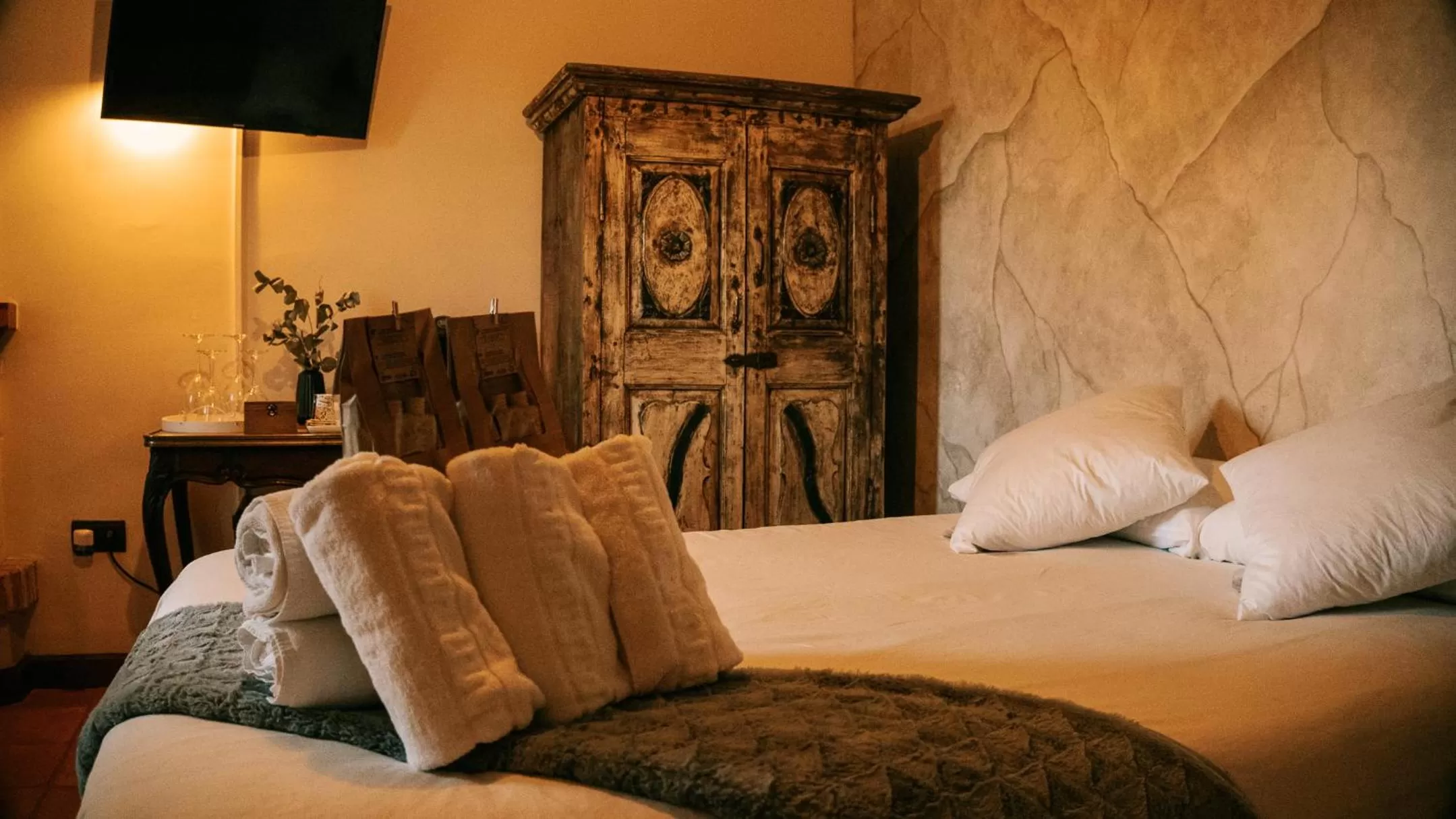 Bed in Hospedería Ballesteros