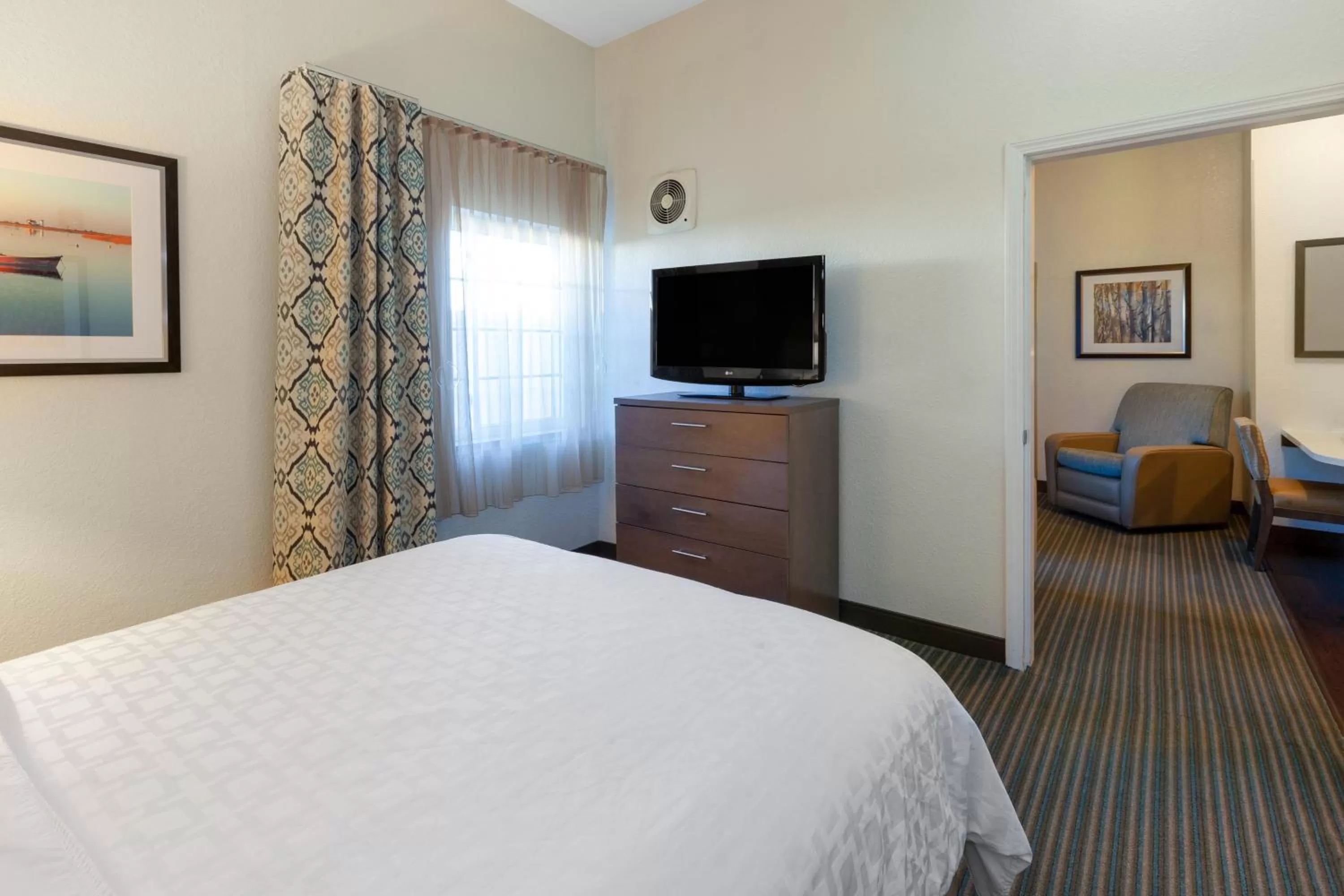 Photo of the whole room, Bed in Candlewood Suites-West Springfield by IHG