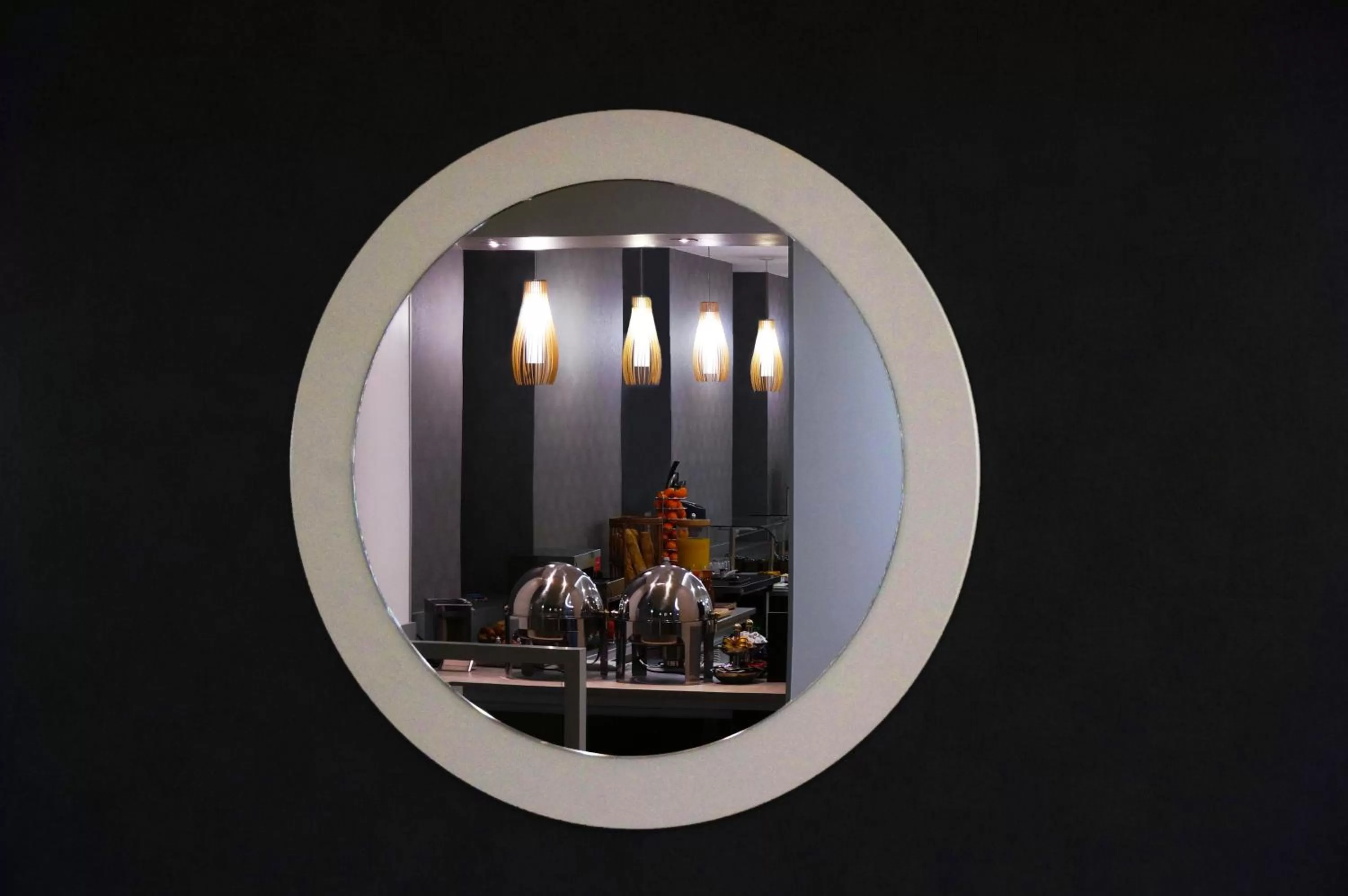 Restaurant/places to eat in LOGIS Hôtel de Bourgogne - Mâcon