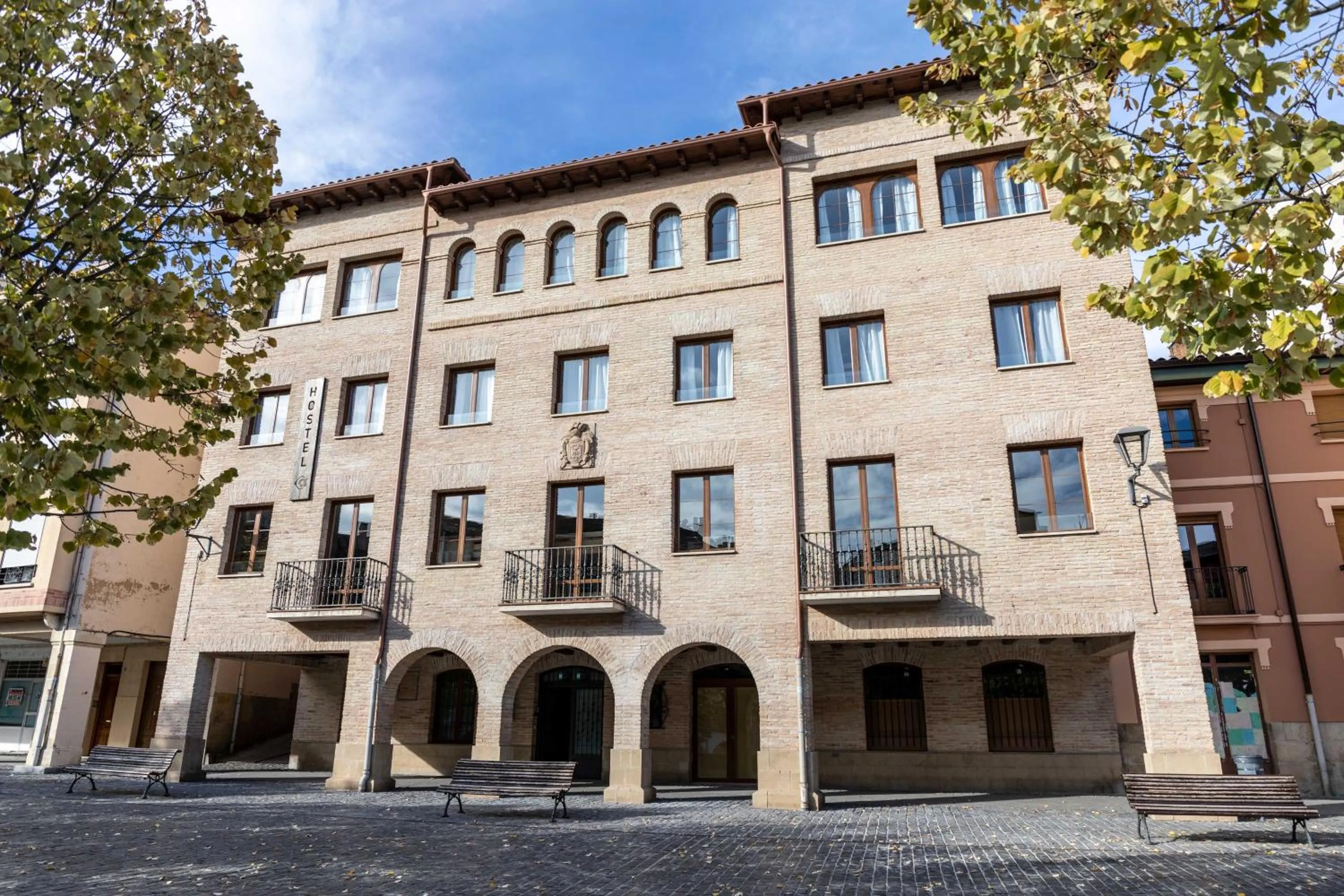 Facade/entrance in Alda Estella Hostel