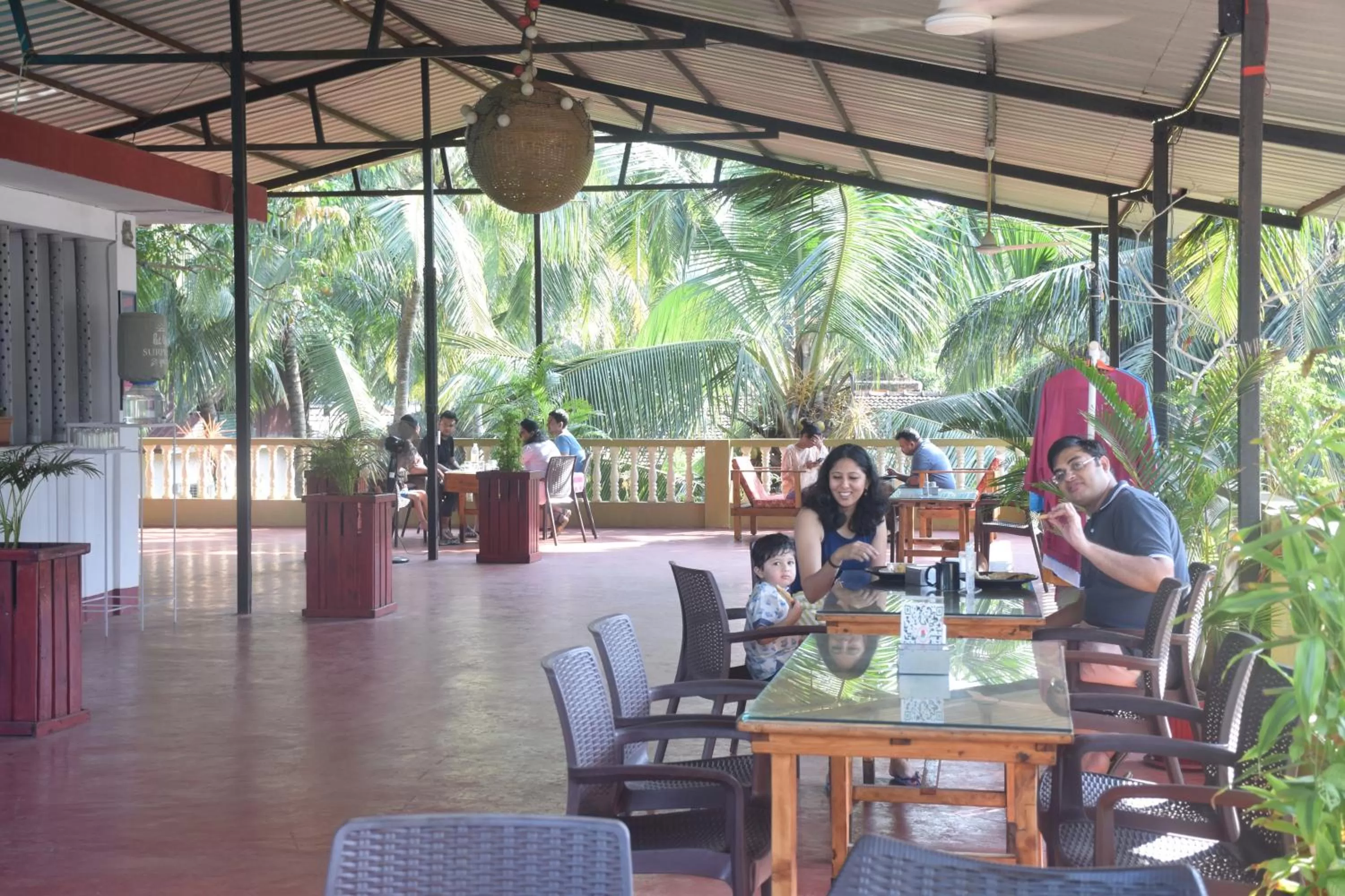 Restaurant/places to eat in LaligurasVilla Beachside Escape - 100m to Beach