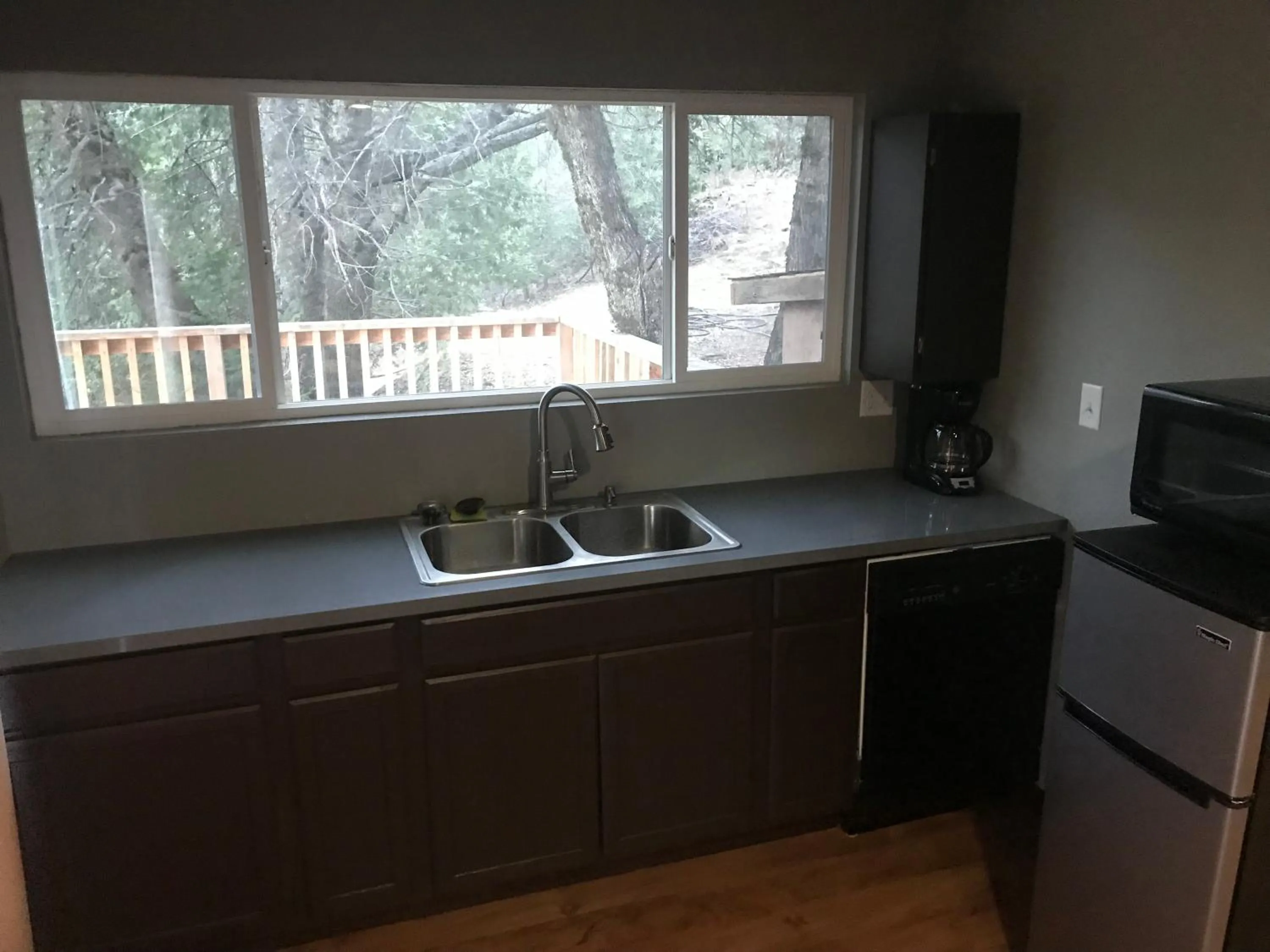 Mountain Trail Lodge and Vacation Rentals