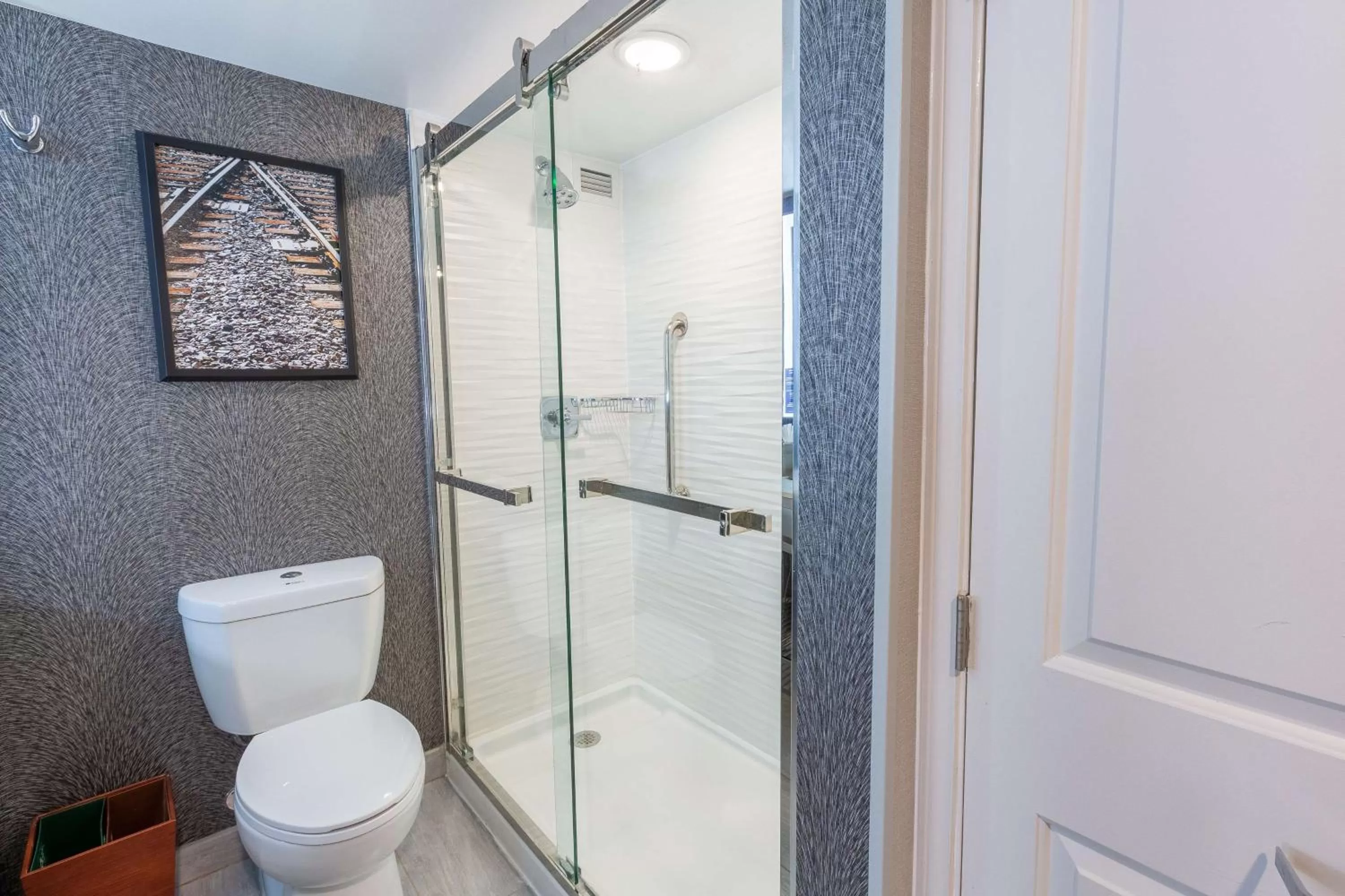 Bathroom in DoubleTree by Hilton Dallas/Richardson