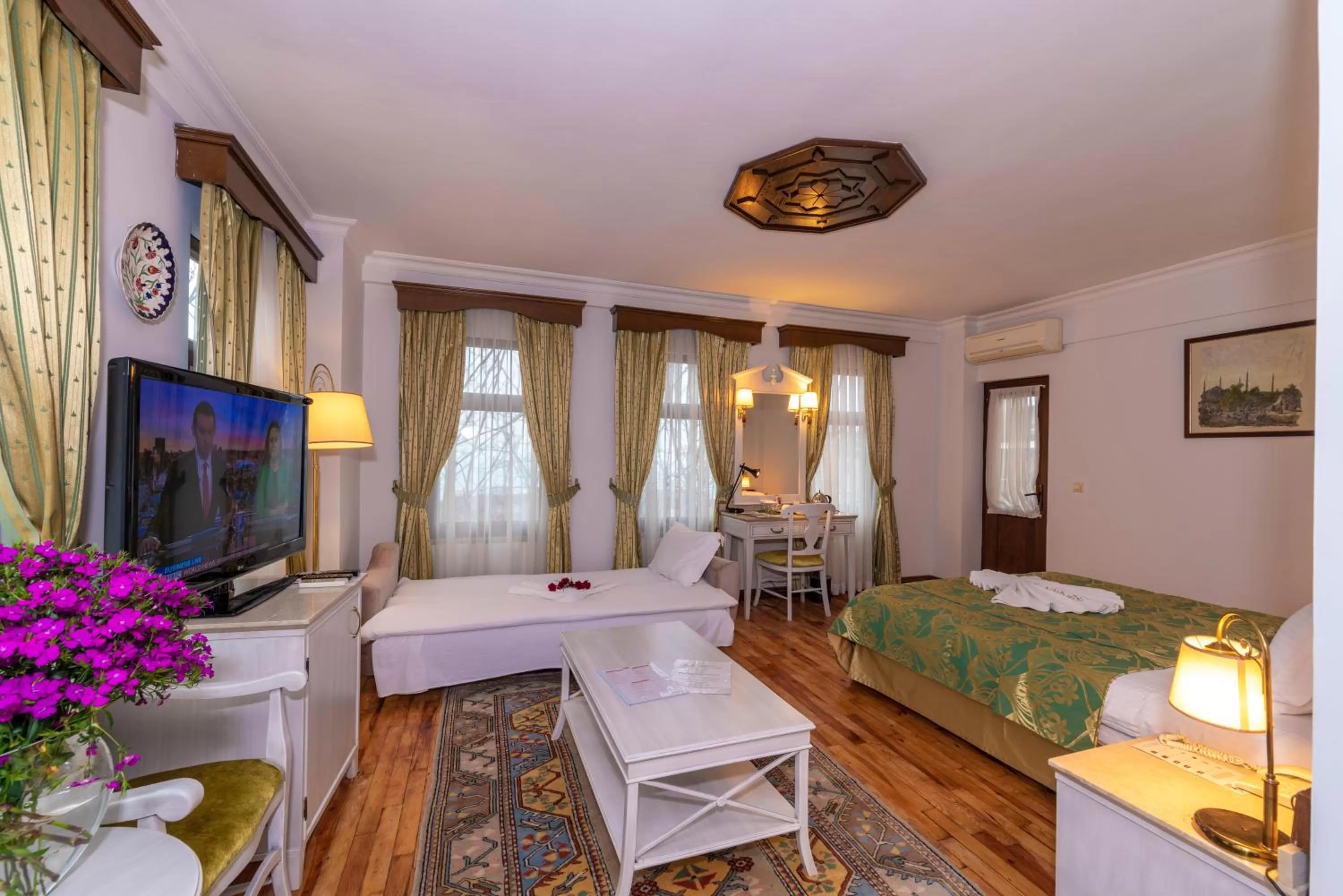 Garden view, Bed in Arena Hotel - Special Class